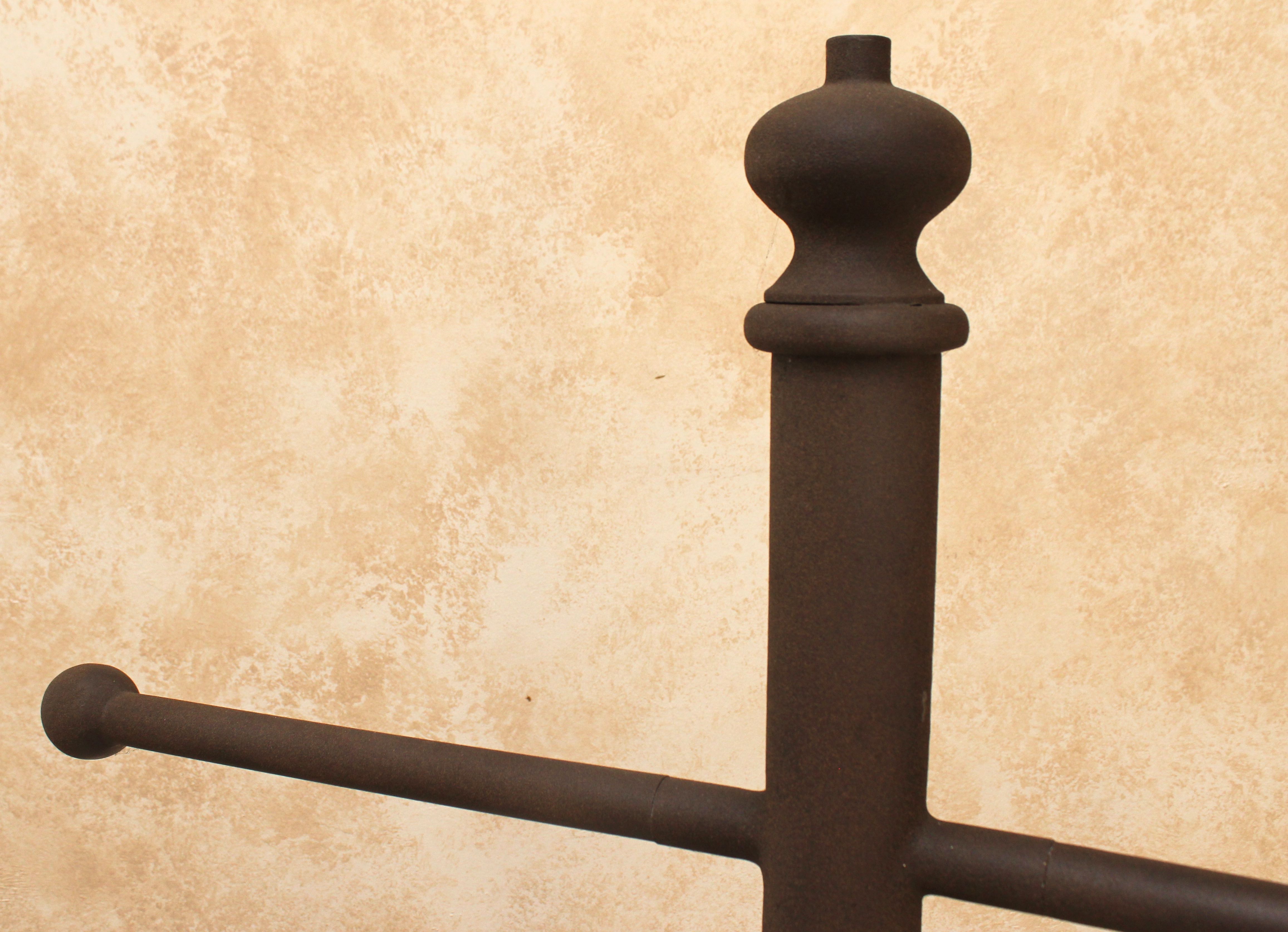 Metal Pool Towel Rack