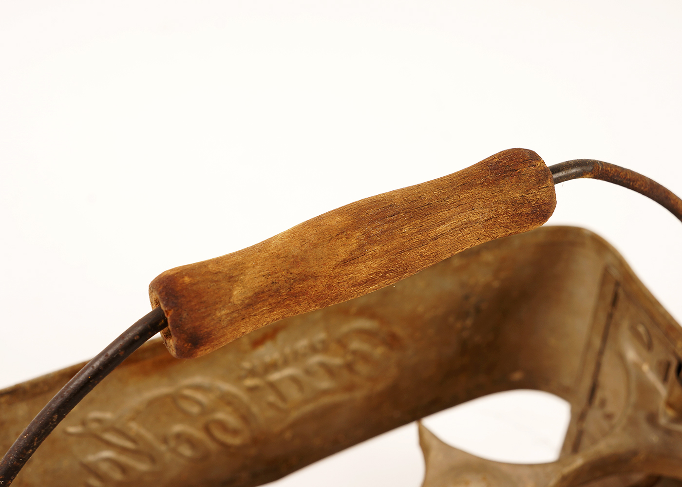 Vintage Metal Coca Cola Six Pack Bottle Carrier