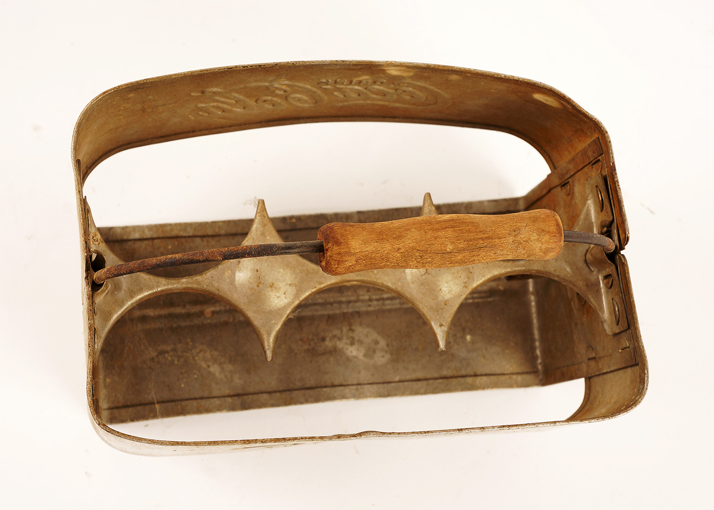 Vintage Metal Coca Cola Six Pack Bottle Carrier