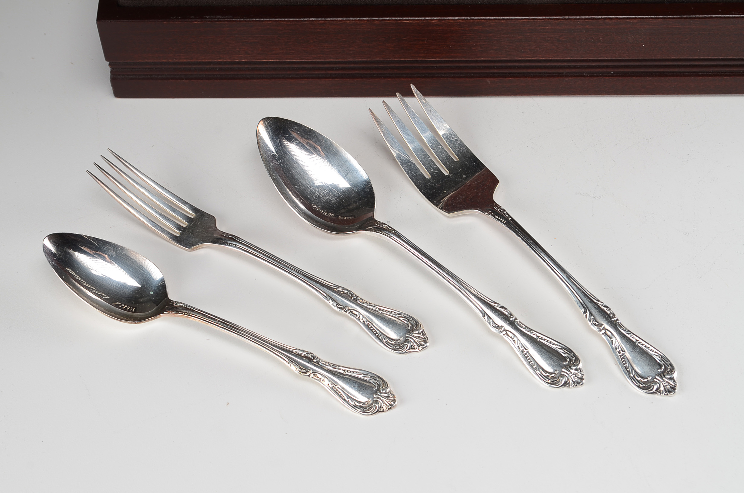 Oneida Silver-Plate "Avalon" Flatware Set