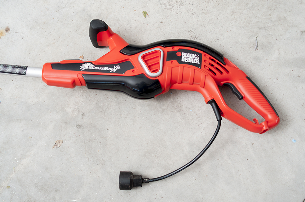 Black and Decker String Trimer