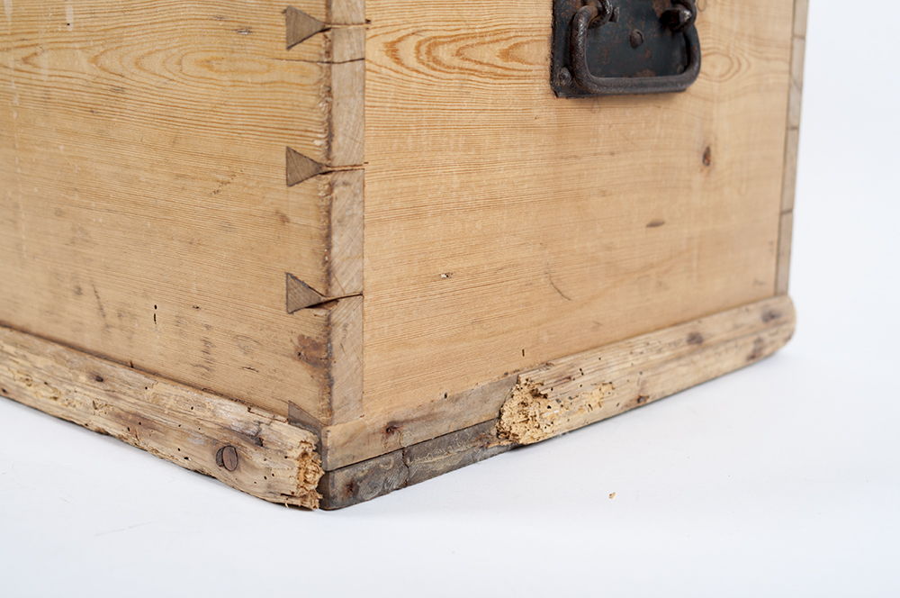 Small Pine Blanket Chest