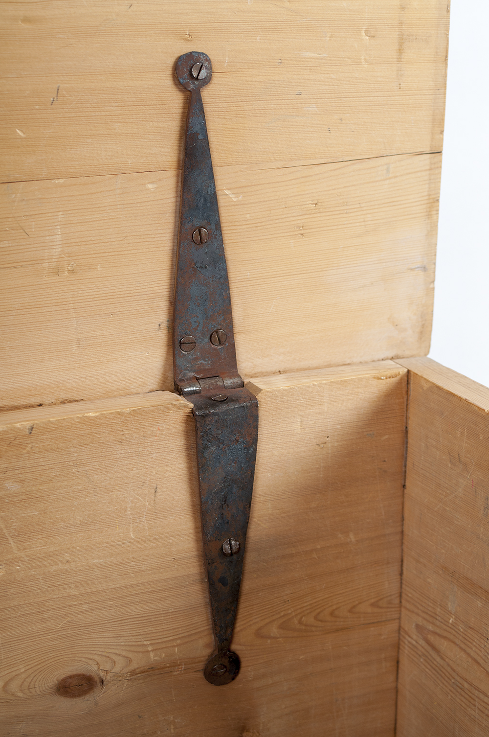 Small Pine Blanket Chest