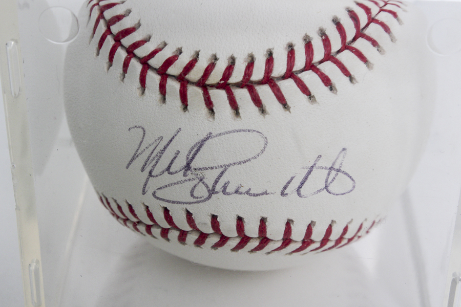 Signed Mike Schmidt Baseball