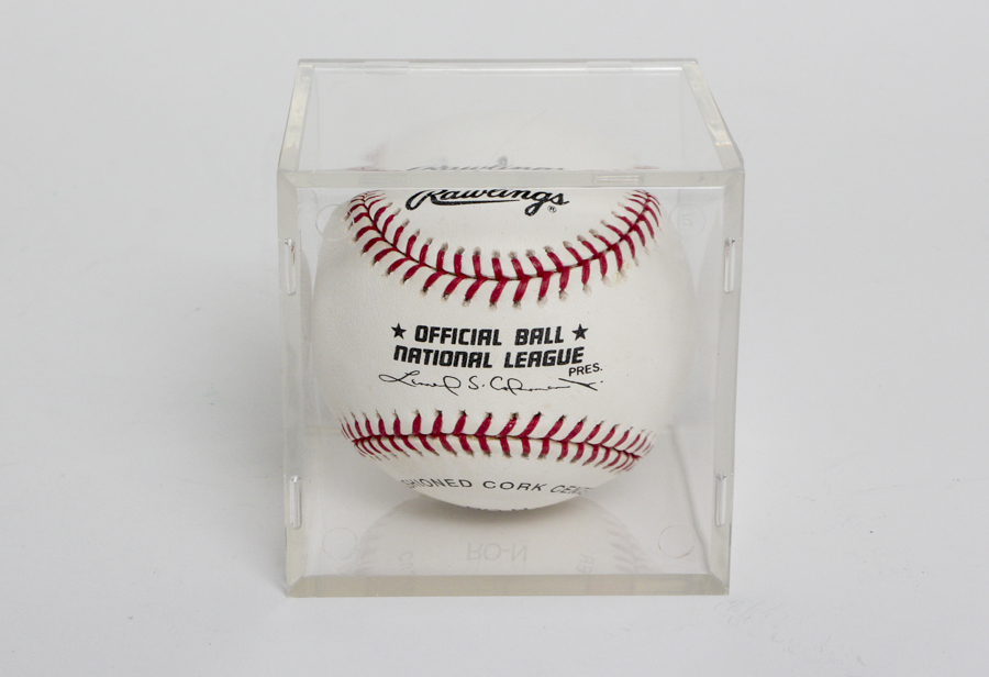 Signed Mike Schmidt Baseball