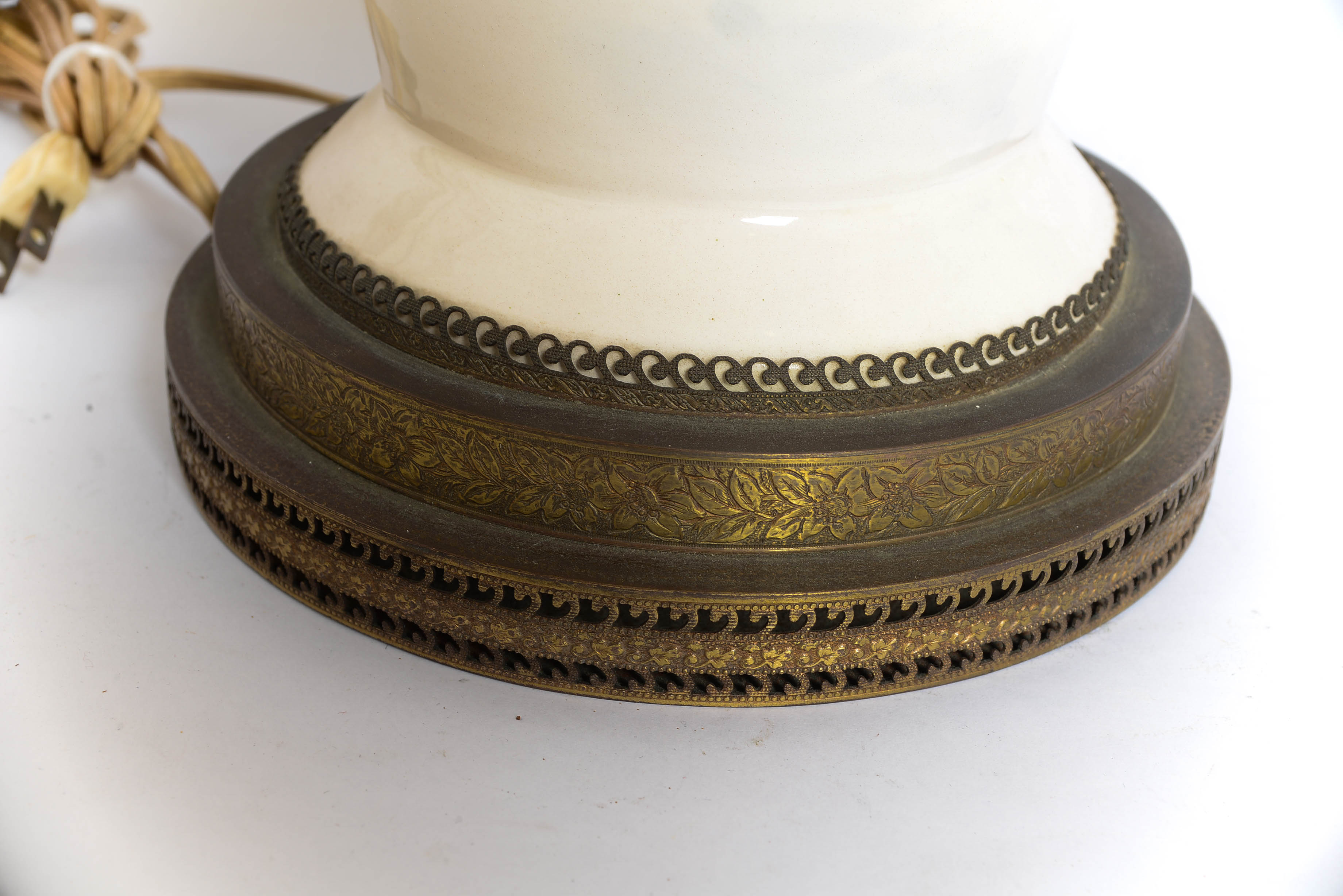 Antique Capodimonte Type Table Lamp