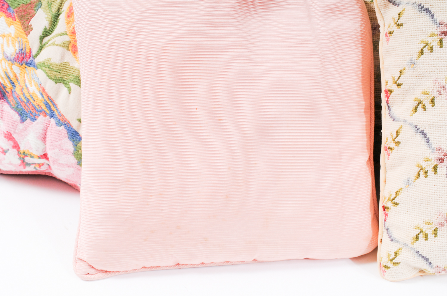 Set of Decorative Pillows