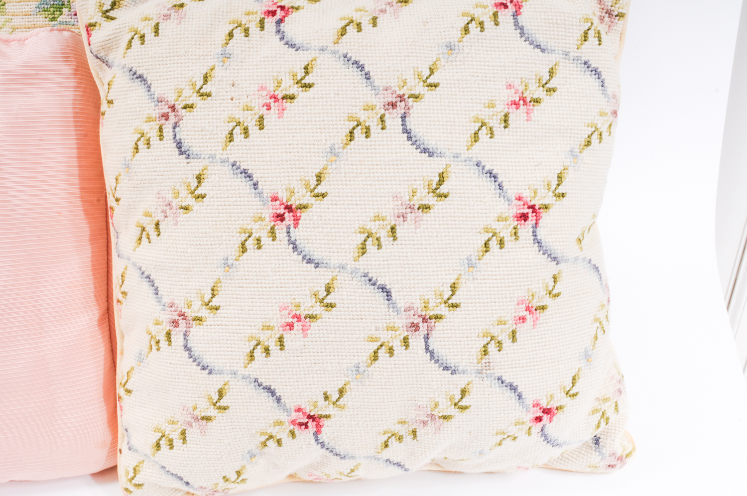 Set of Decorative Pillows