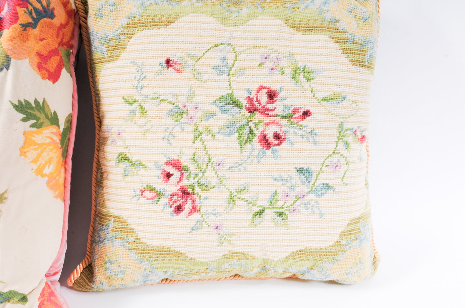 Set of Decorative Pillows