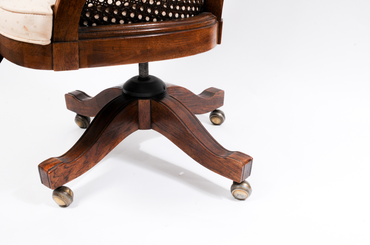 Mid-Century Swivel Chair