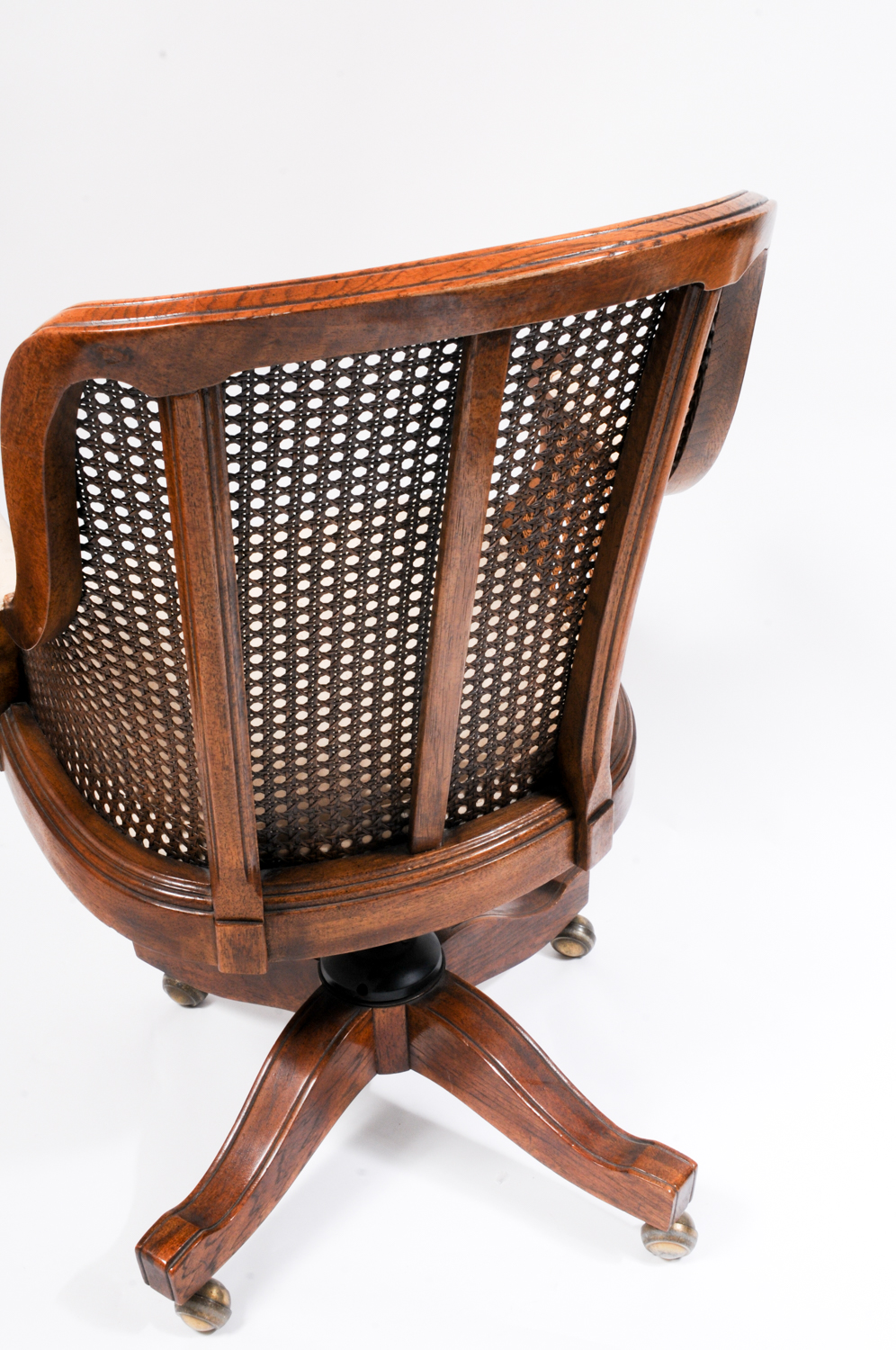 Mid-Century Swivel Chair