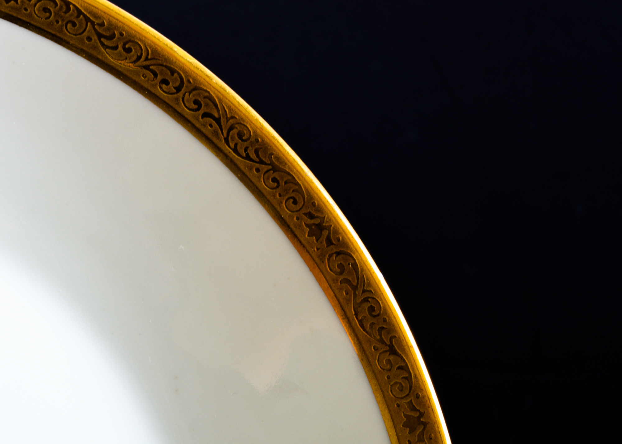 Limoges Gold and White Porcelain Dish Set