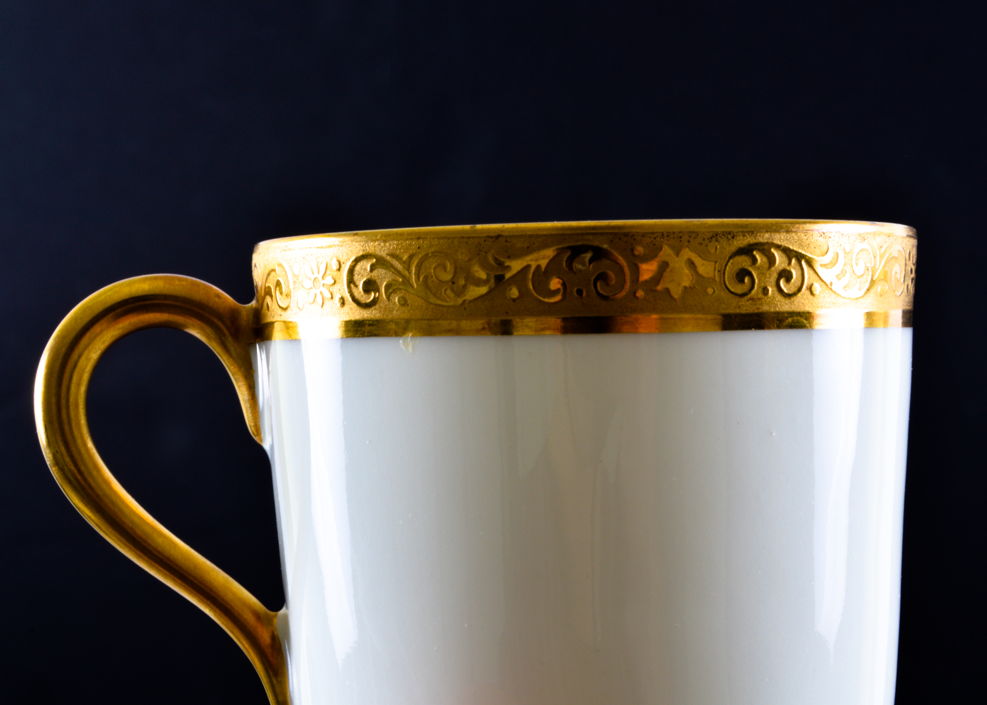 Limoges Gold and White Porcelain Dish Set