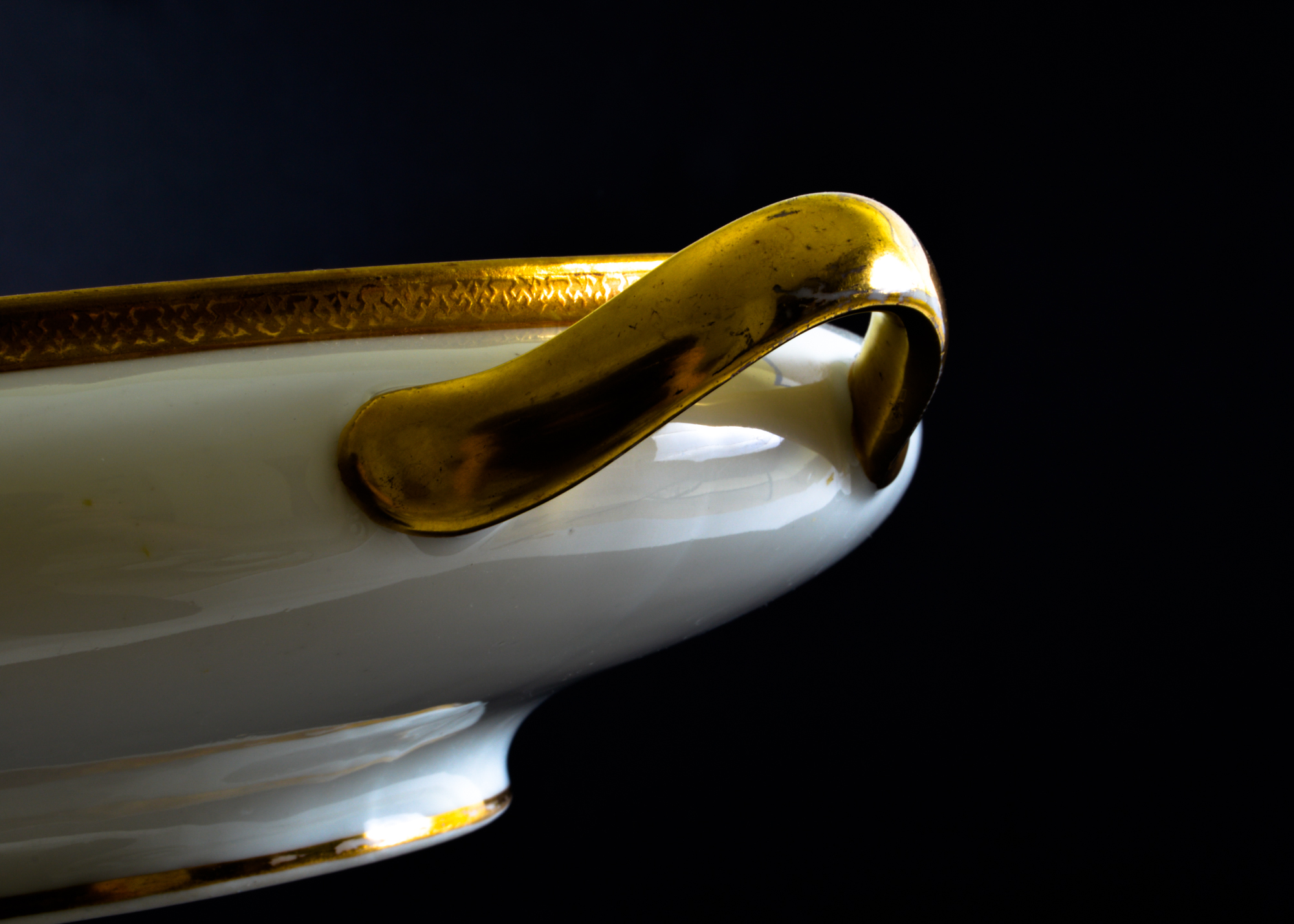 Limoges Gold and White Porcelain Dish Set