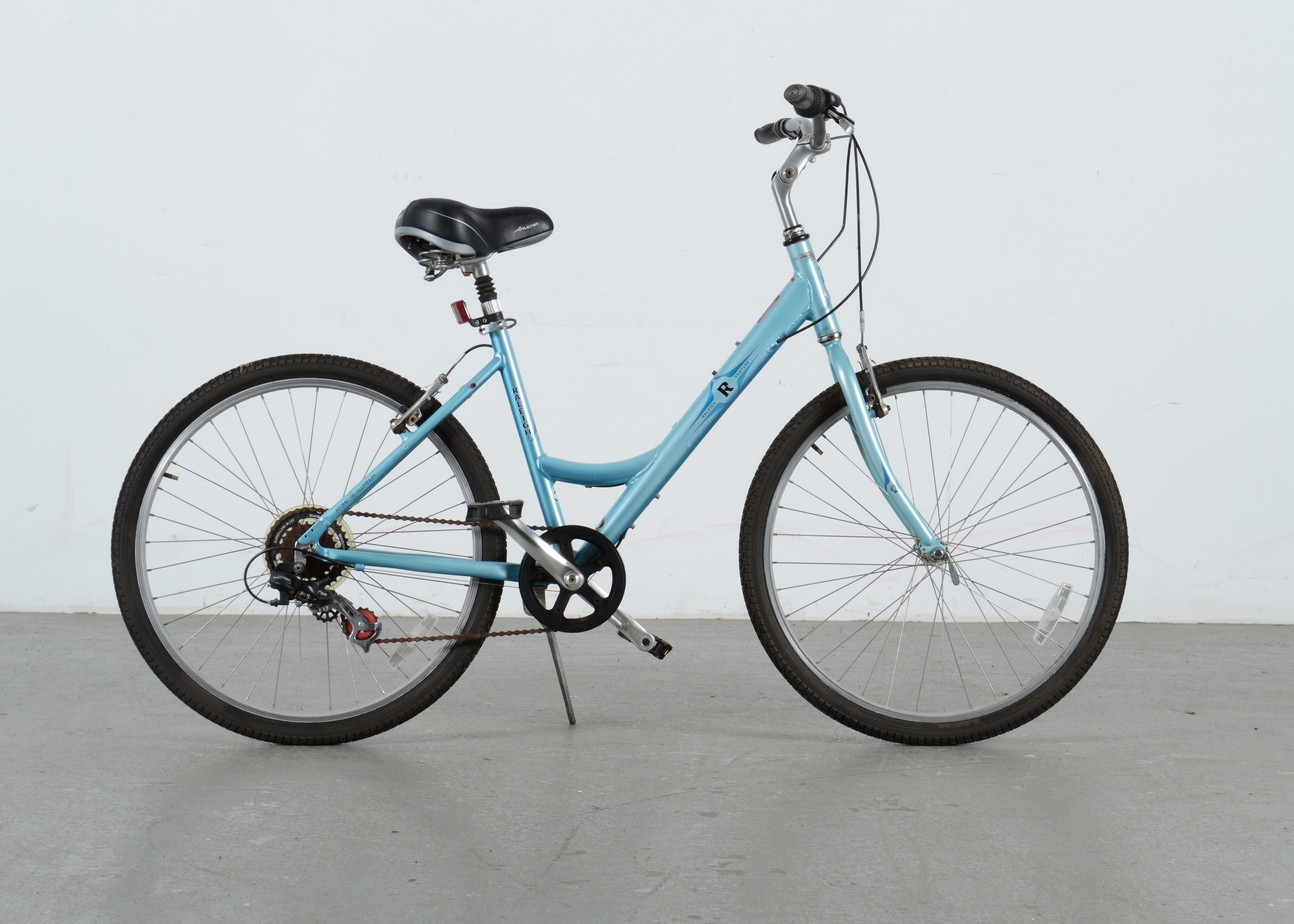 Raleigh venture hotsell womens bike