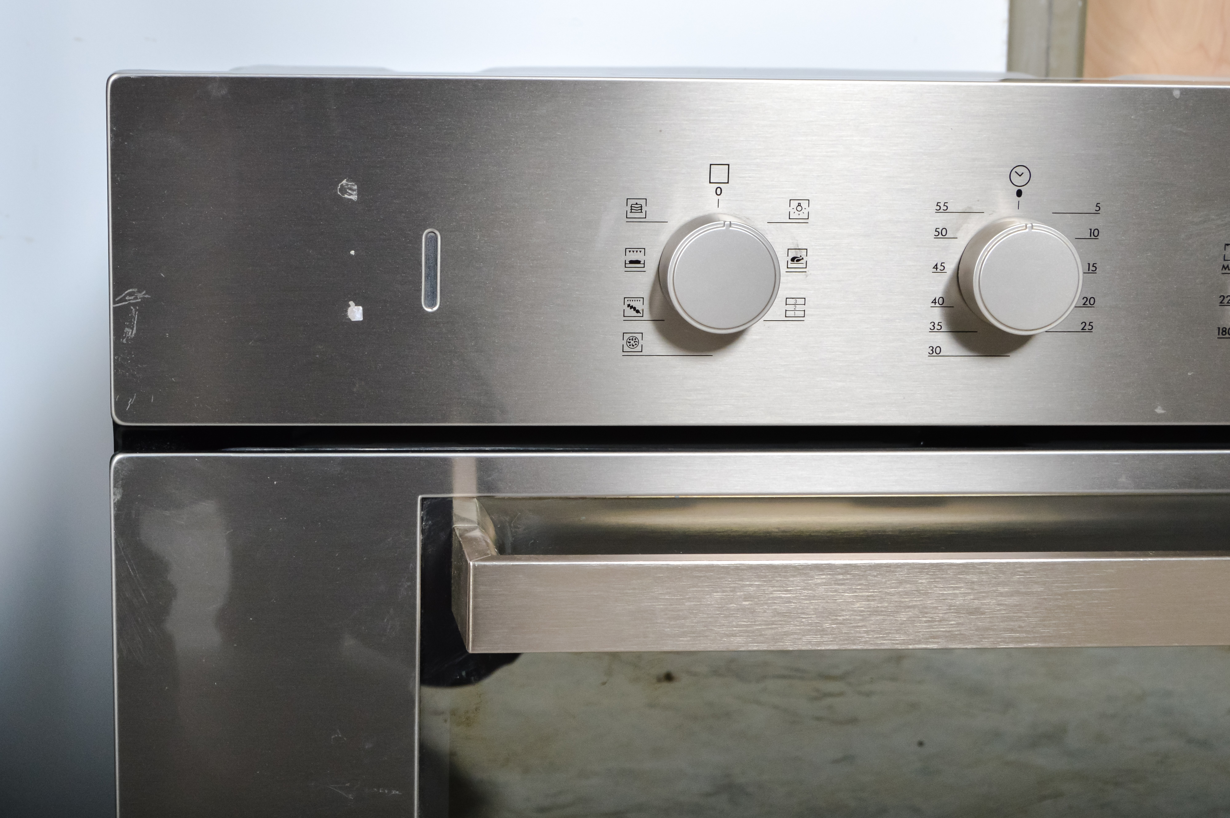 Ariston Multifunctional Built In Oven III