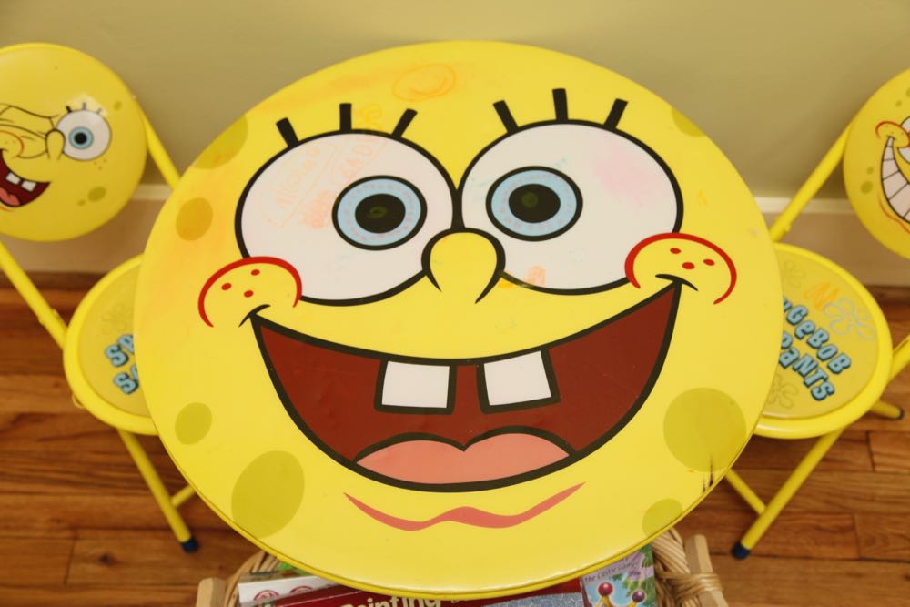 Spongebob Squarepants Table and Chair Set with Play Accessories