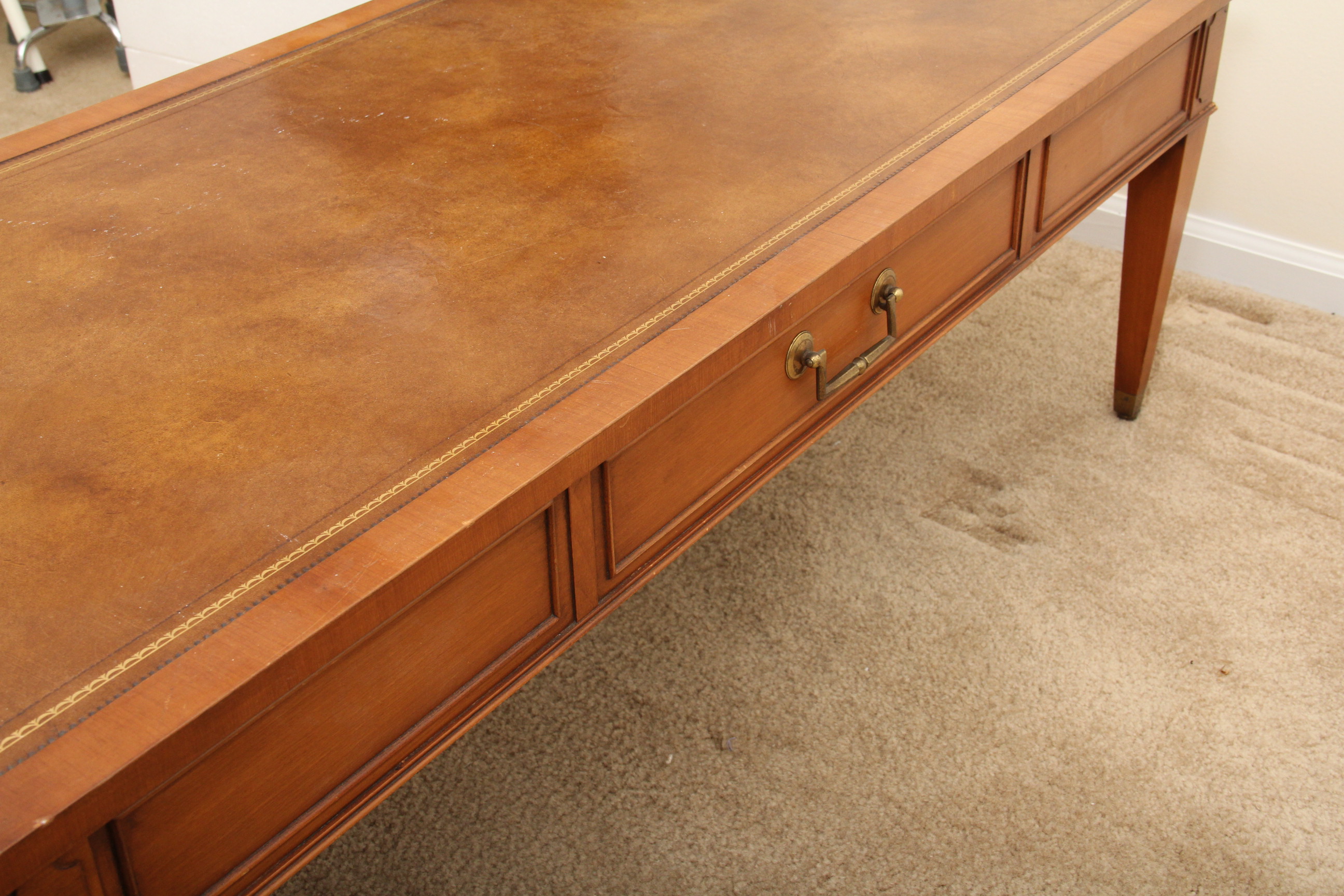 Vintage Hekman Furniture Leather Inlay Coffee Table