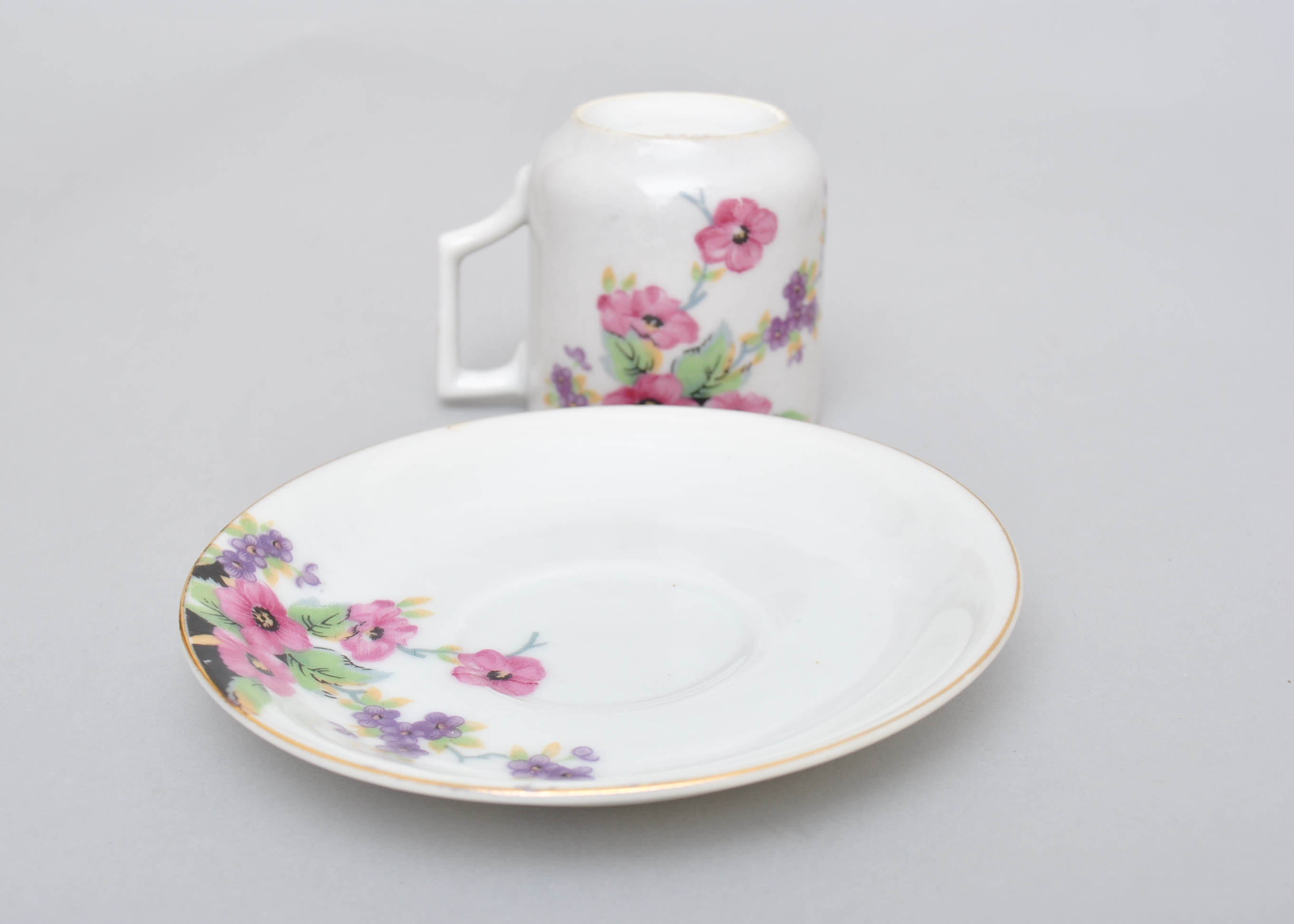 Occupied Japan Coffee Cups and Saucers