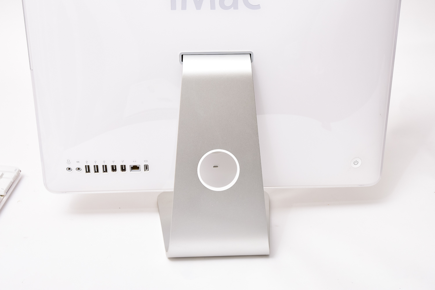 Apple iMac G5 20" Wide Screen Computer