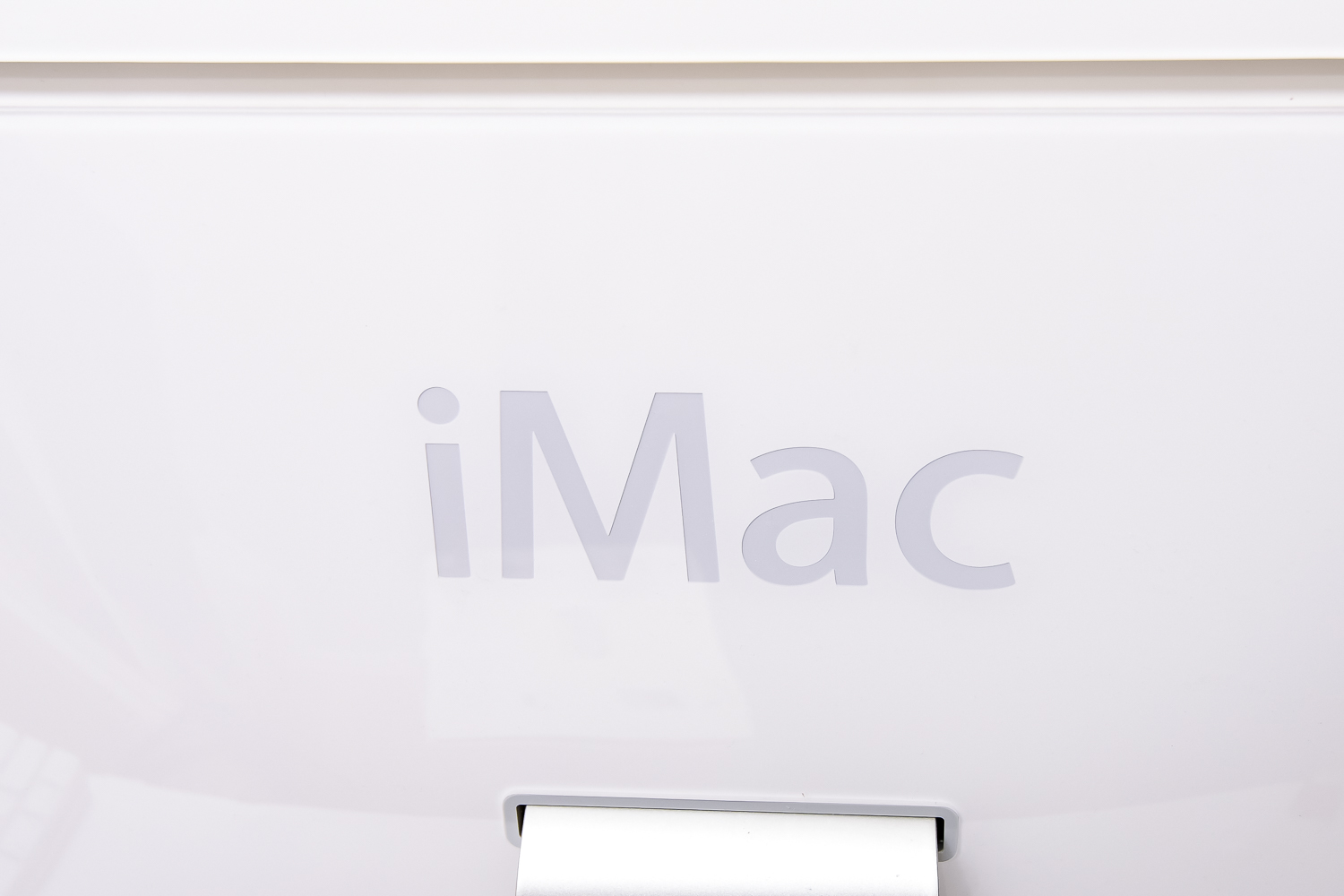 Apple iMac G5 20" Wide Screen Computer