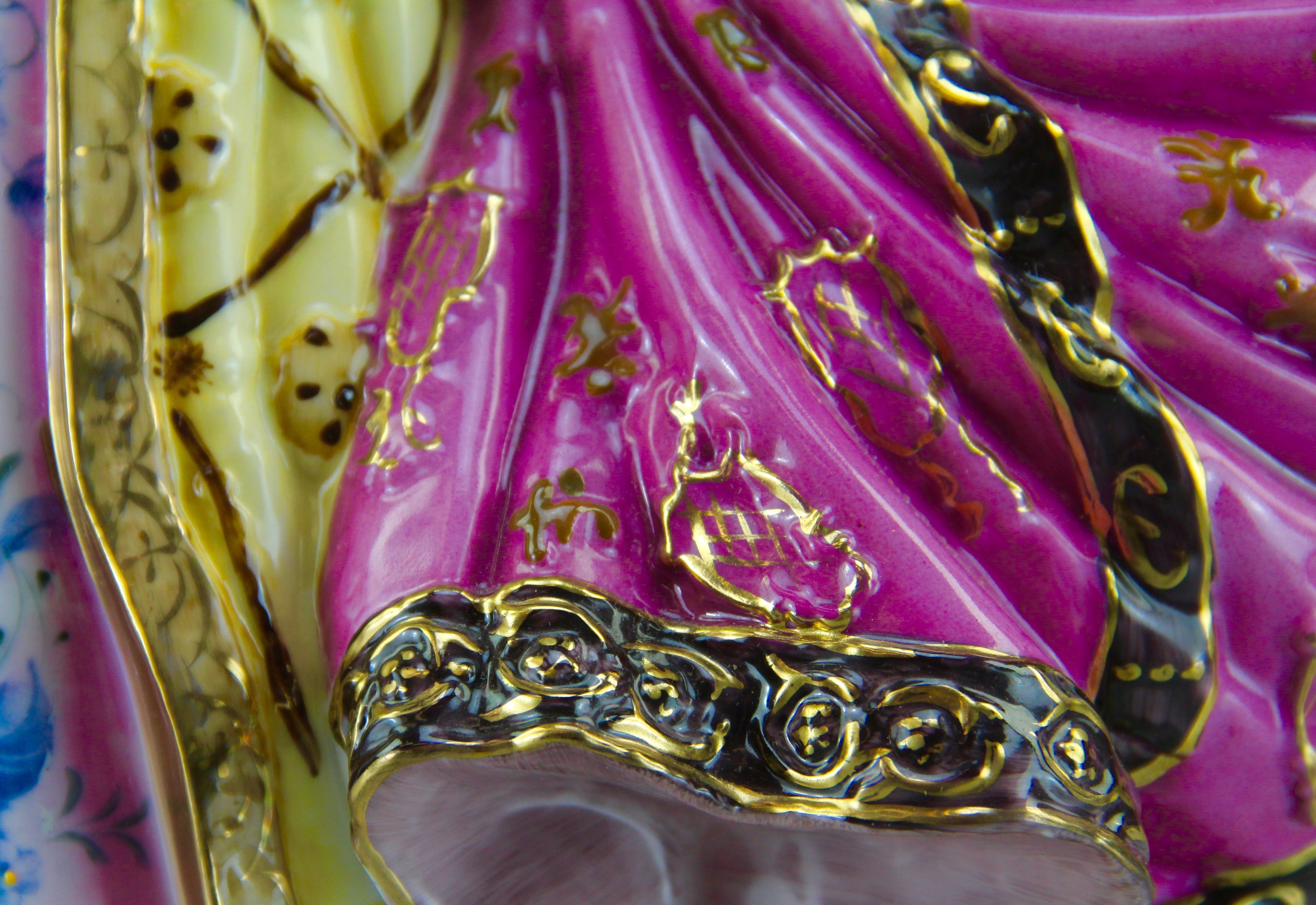 Antique Dresden Porcelain Figurine of Two 18th Century Ladies