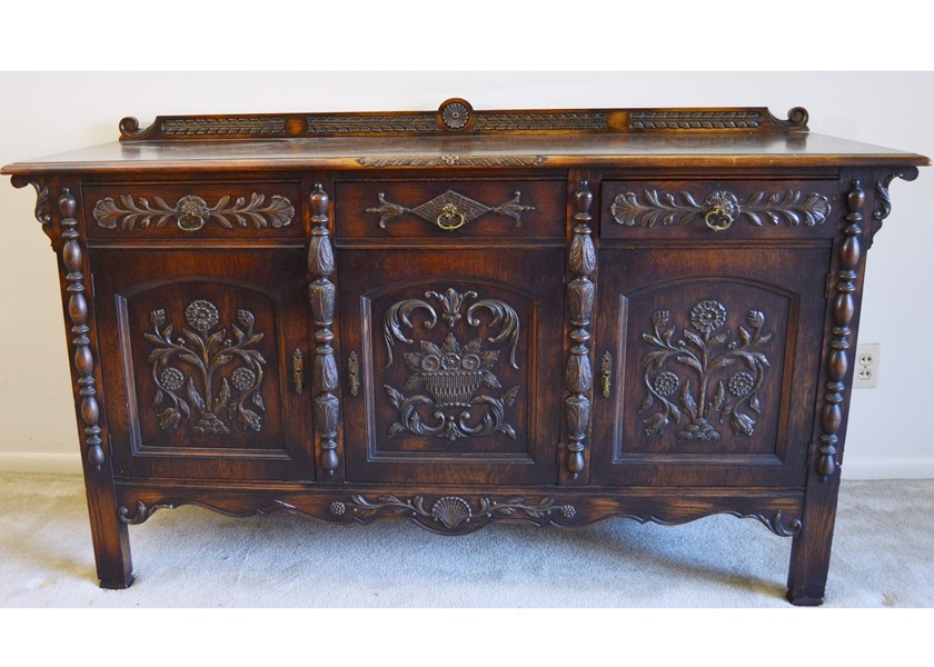 Batesville Cabinet Company Dining Buffet