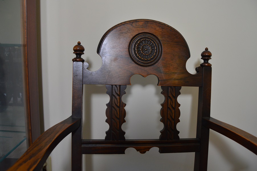 Batesville Cabinet Company Dining Table