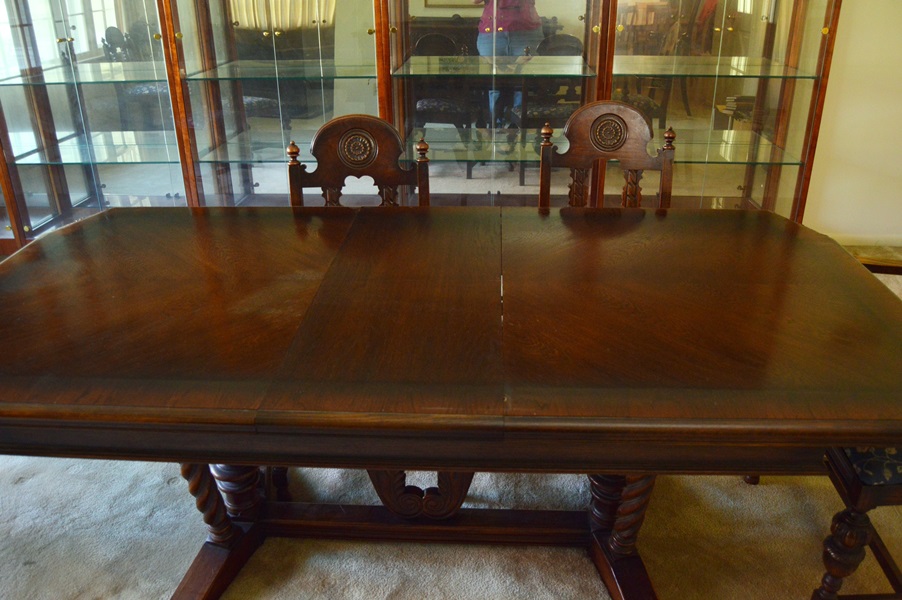 Batesville Cabinet Company Dining Table