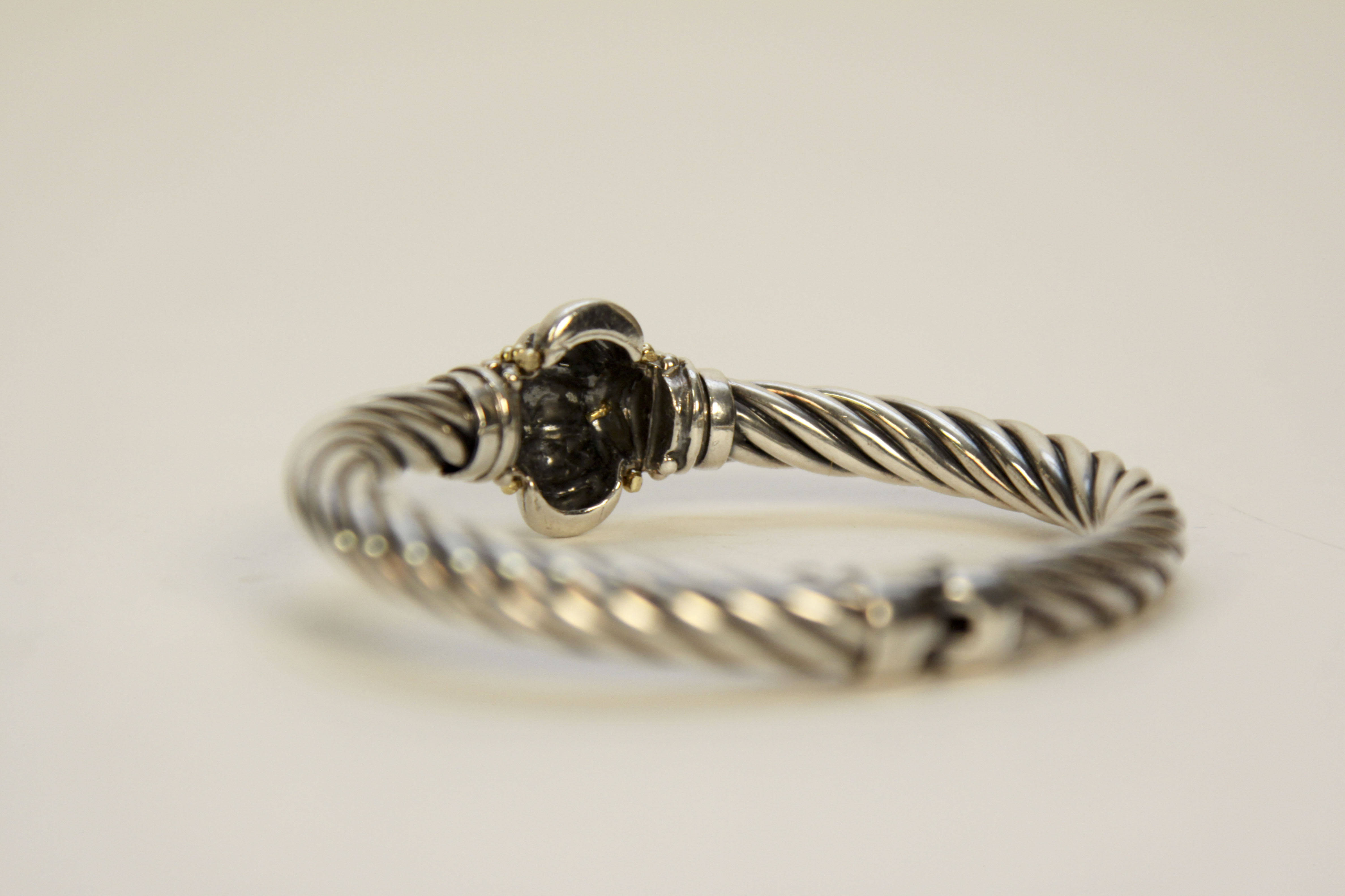 Sterling Silver Hinged Bangle Bracelet