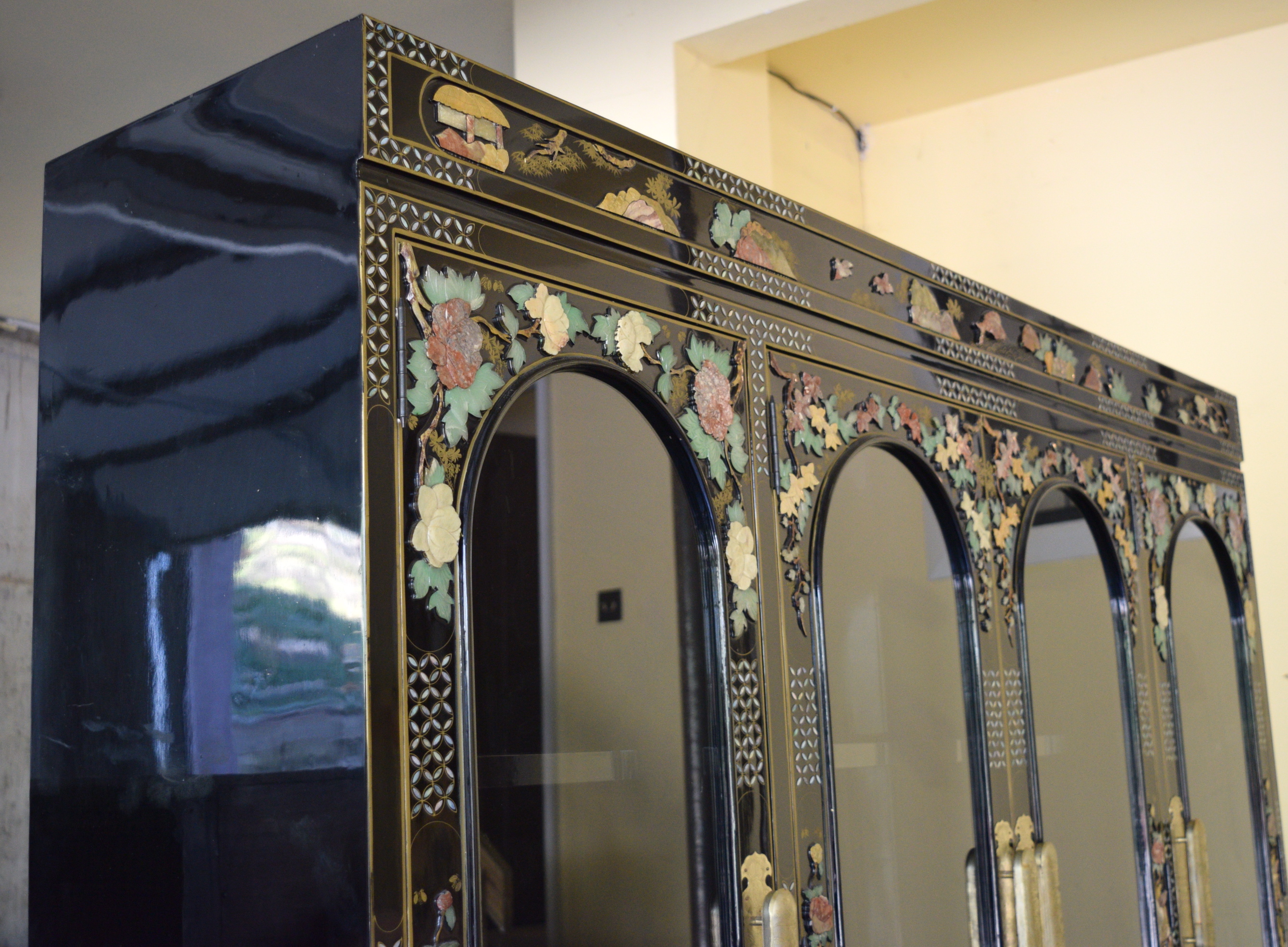 Chinoiserie China Cabinet with Stone and Shell Appliqué