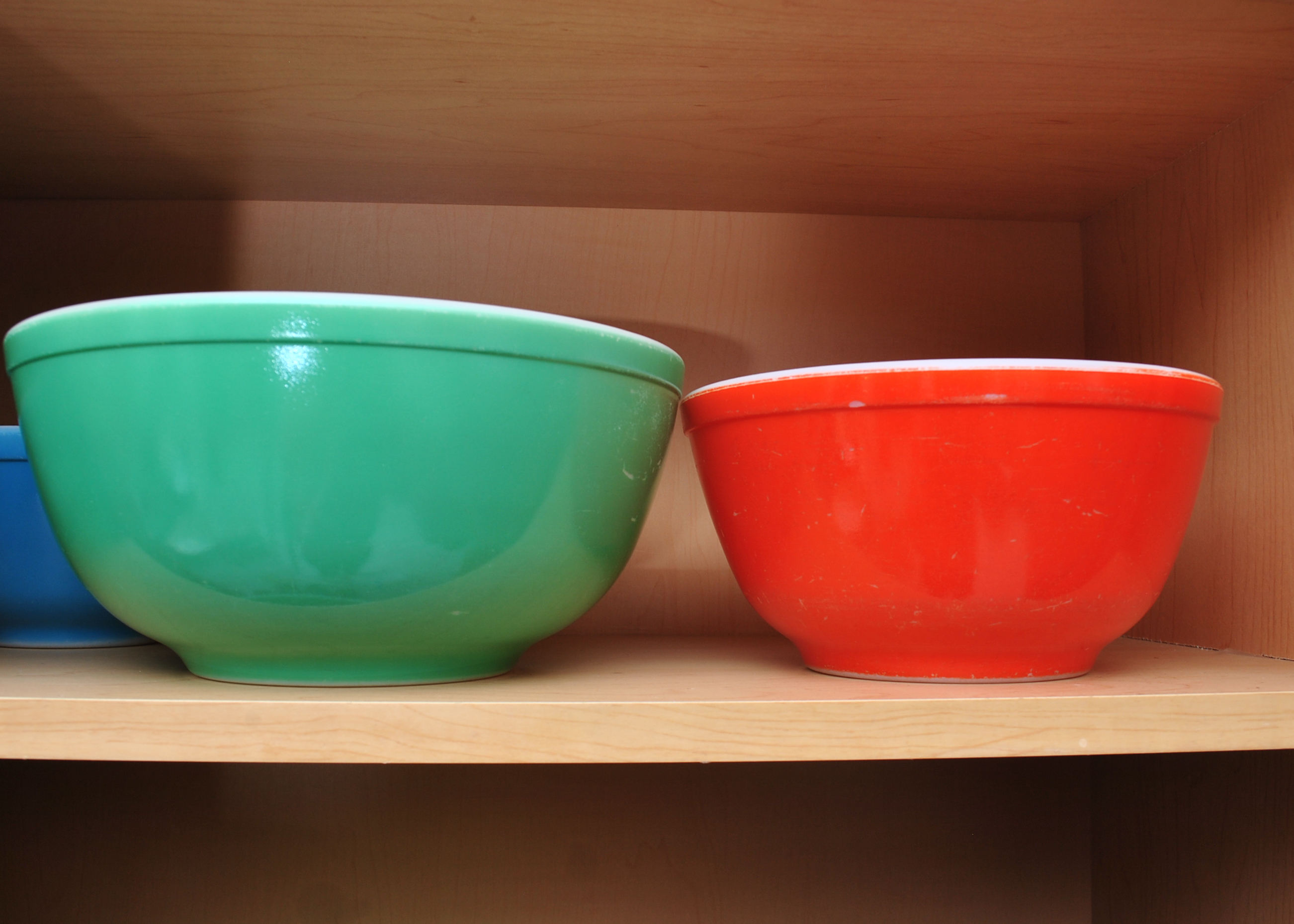 Mixing Bowls Including Vintage Pyrex Set