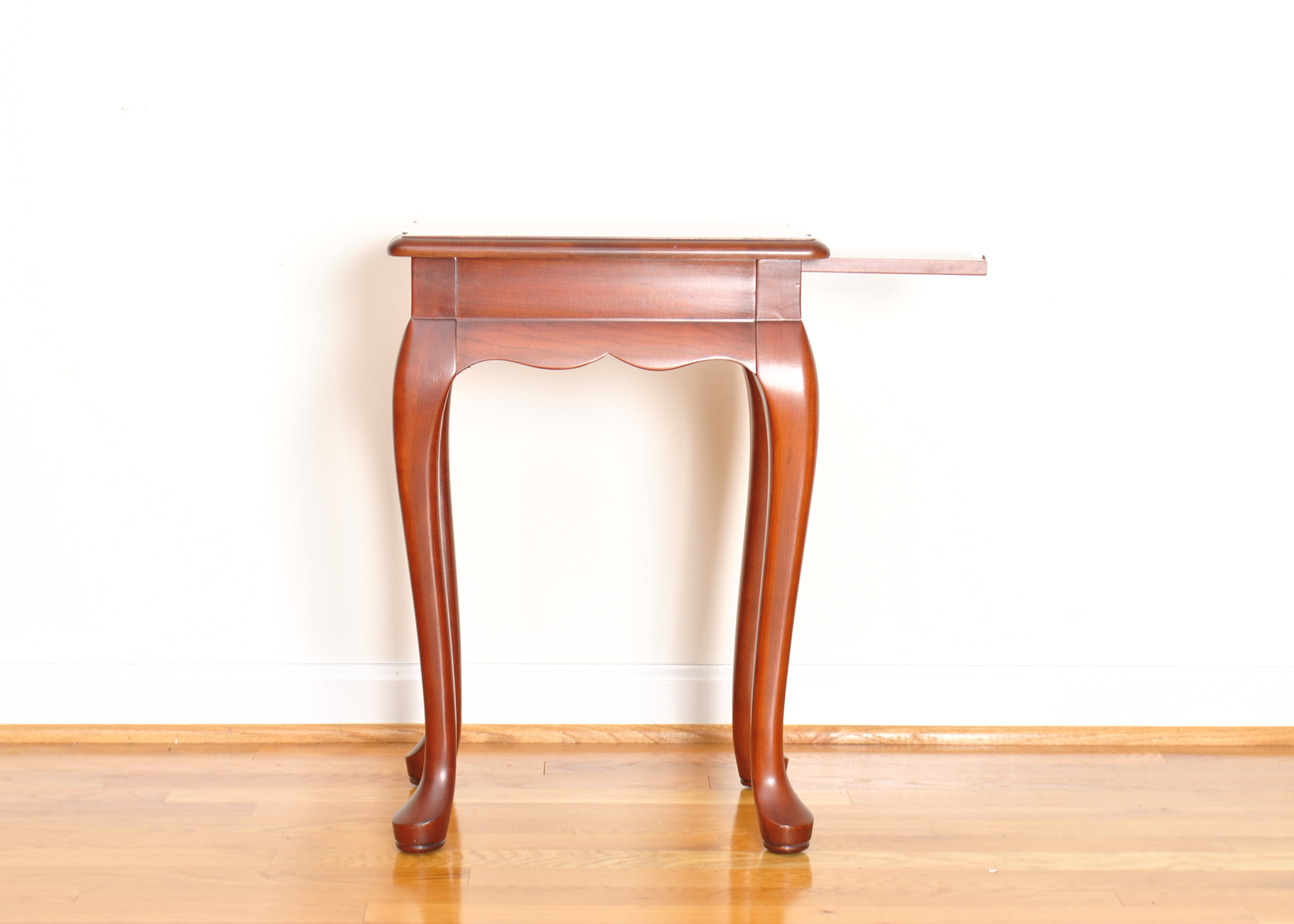 Cherry Queen Anne End Table