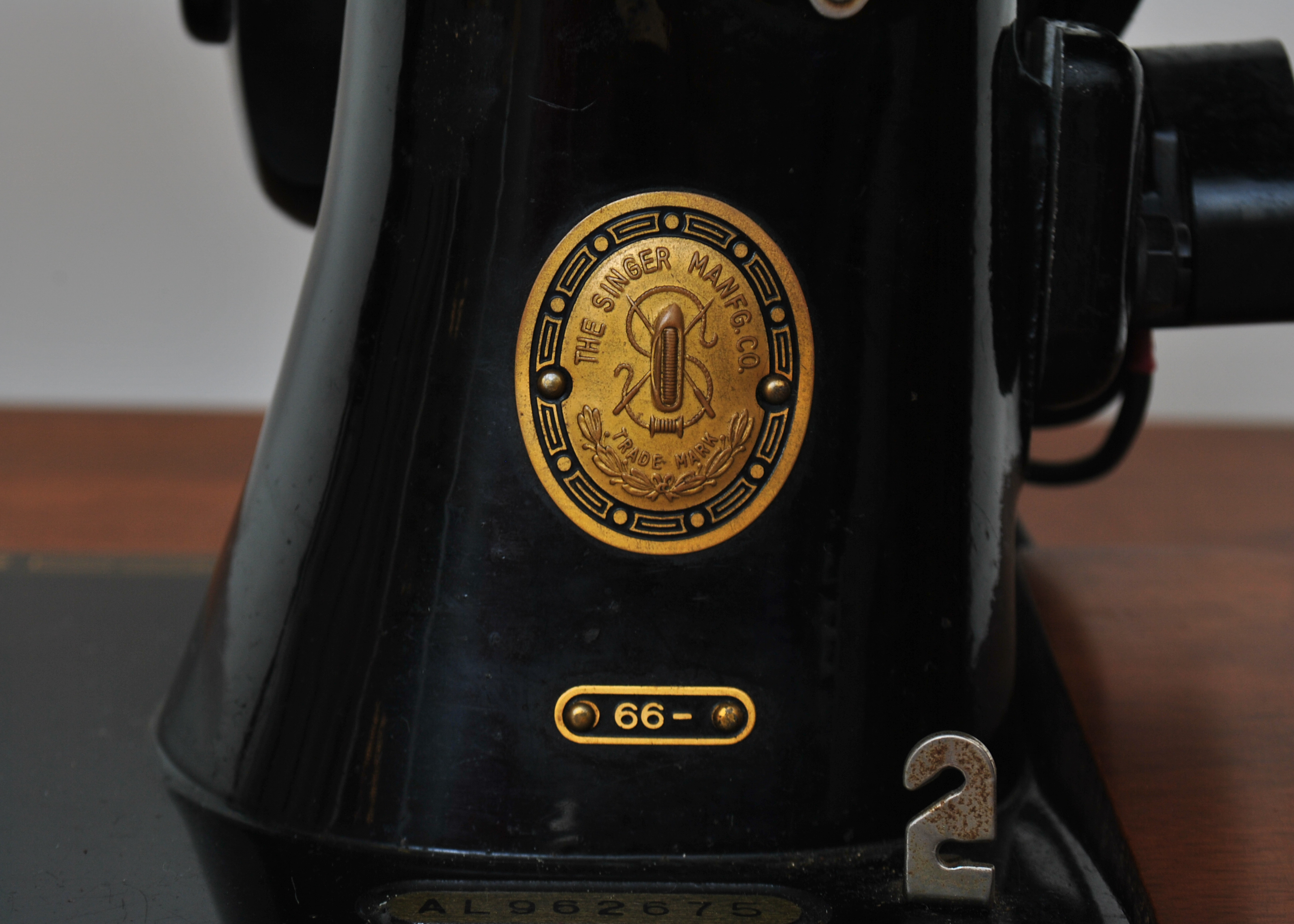 Vintage Singer Sewing Table, Machine and Accessories