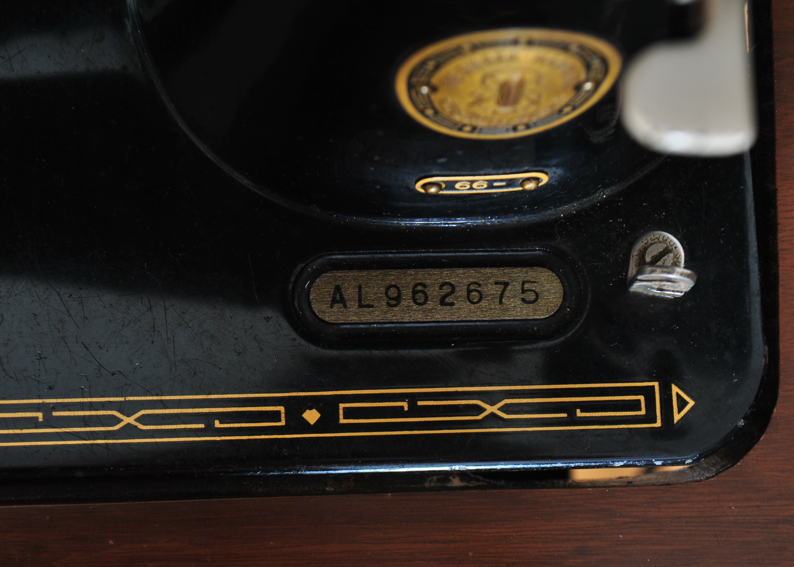 Vintage Singer Sewing Table, Machine and Accessories