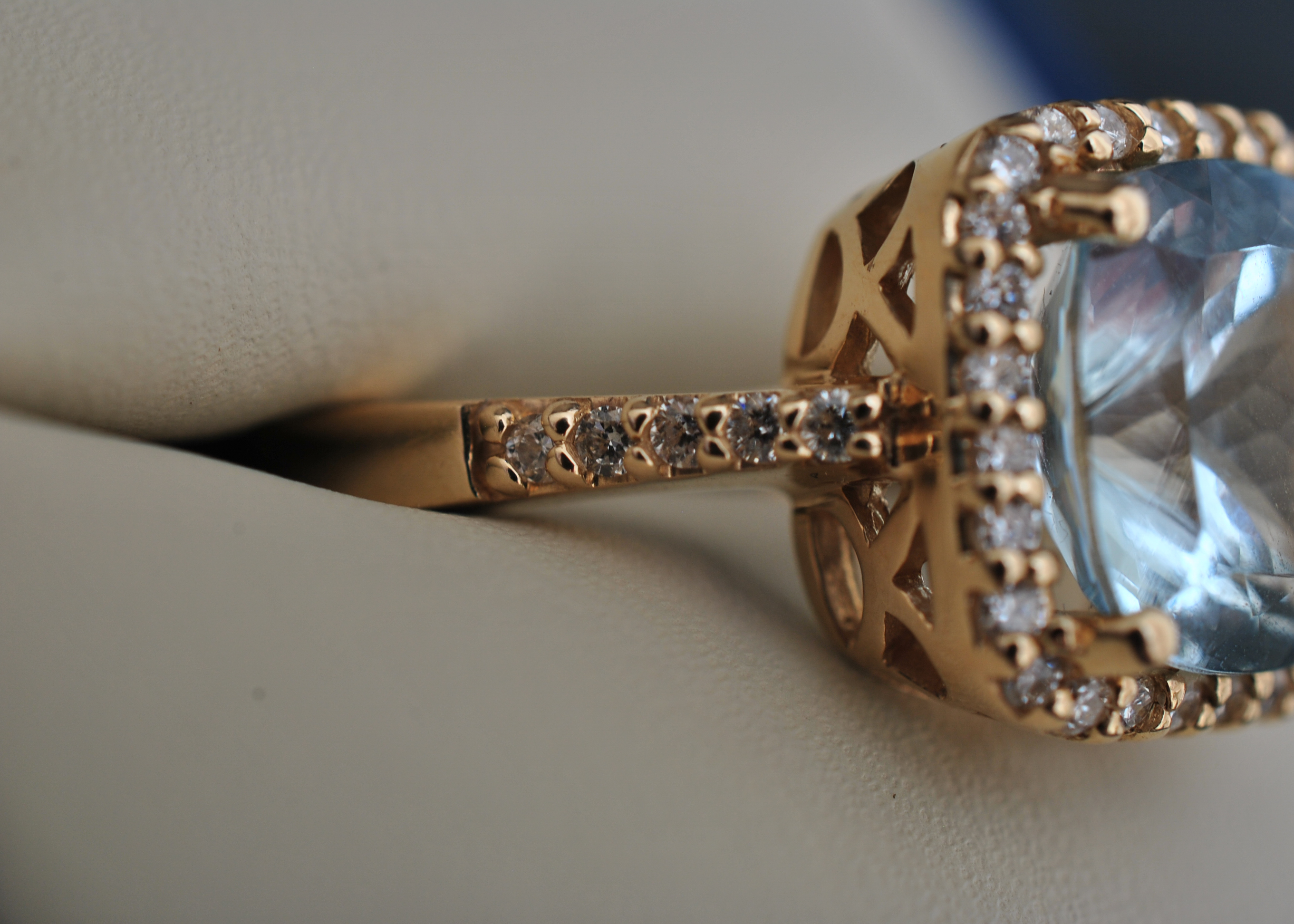 Aquamarine and Diamond 14K Yellow Gold Ring