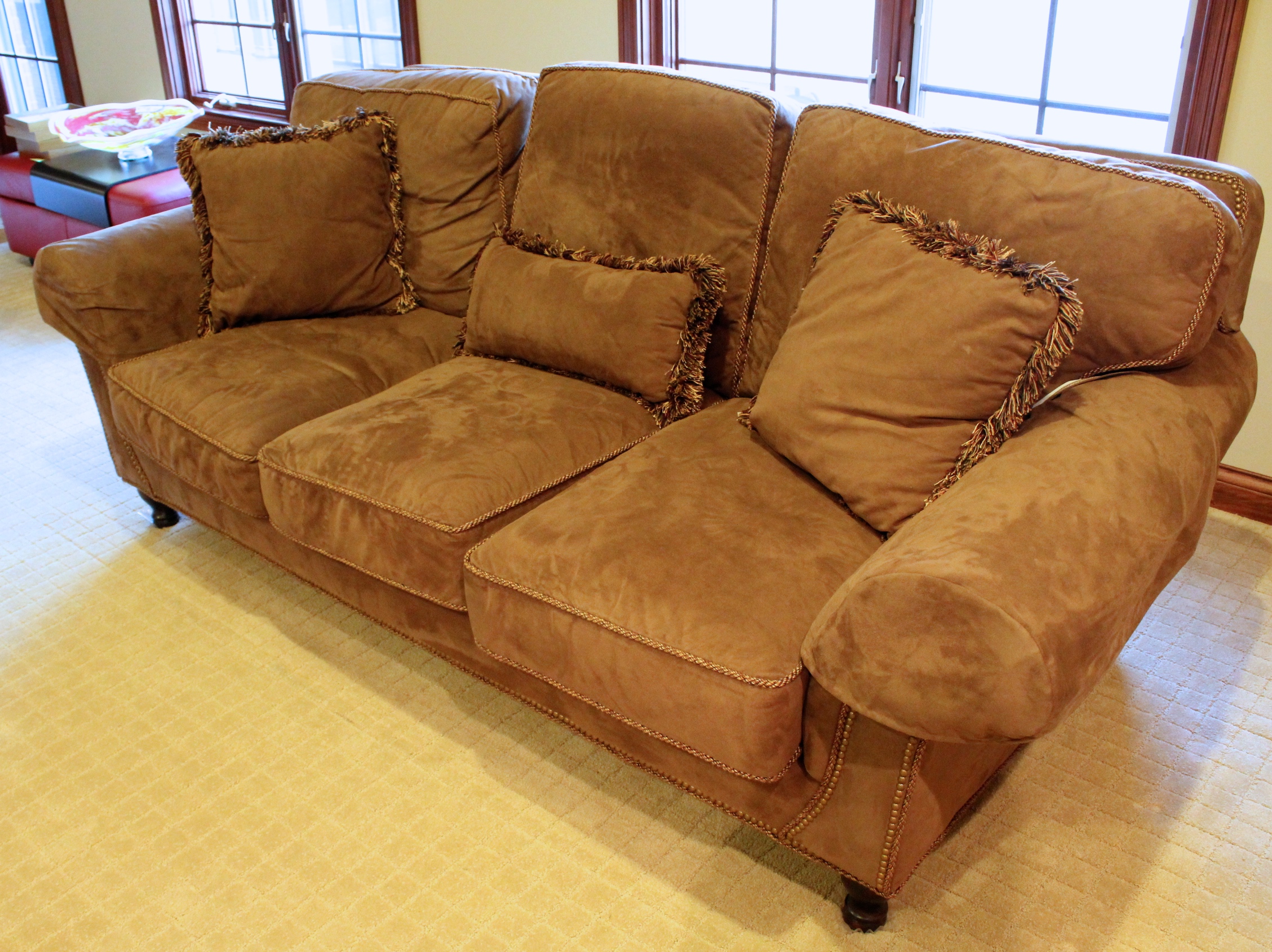 Key City Sofa