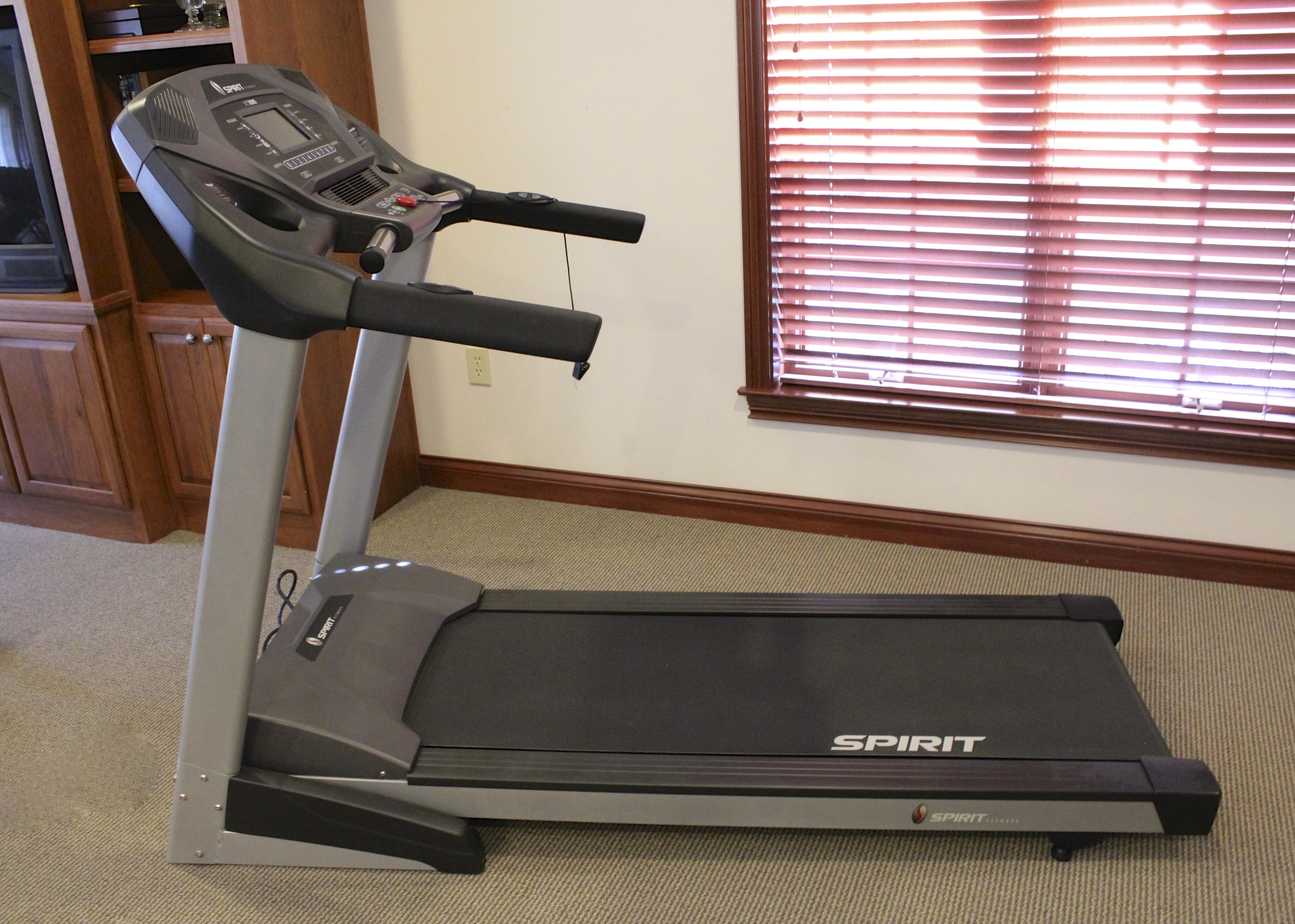 Spirit Fitness XT285 Treadmill