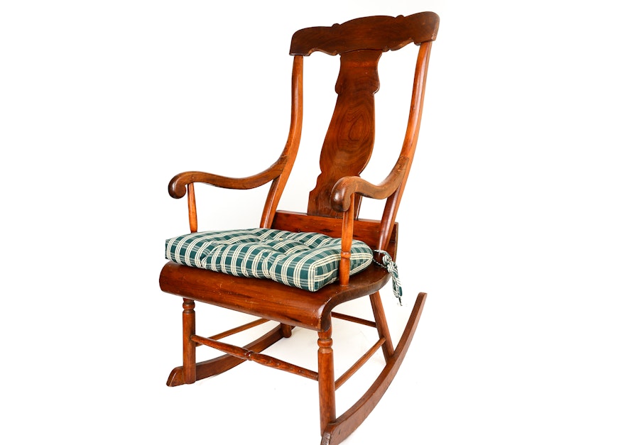 Fiddle Back Rocking Chair