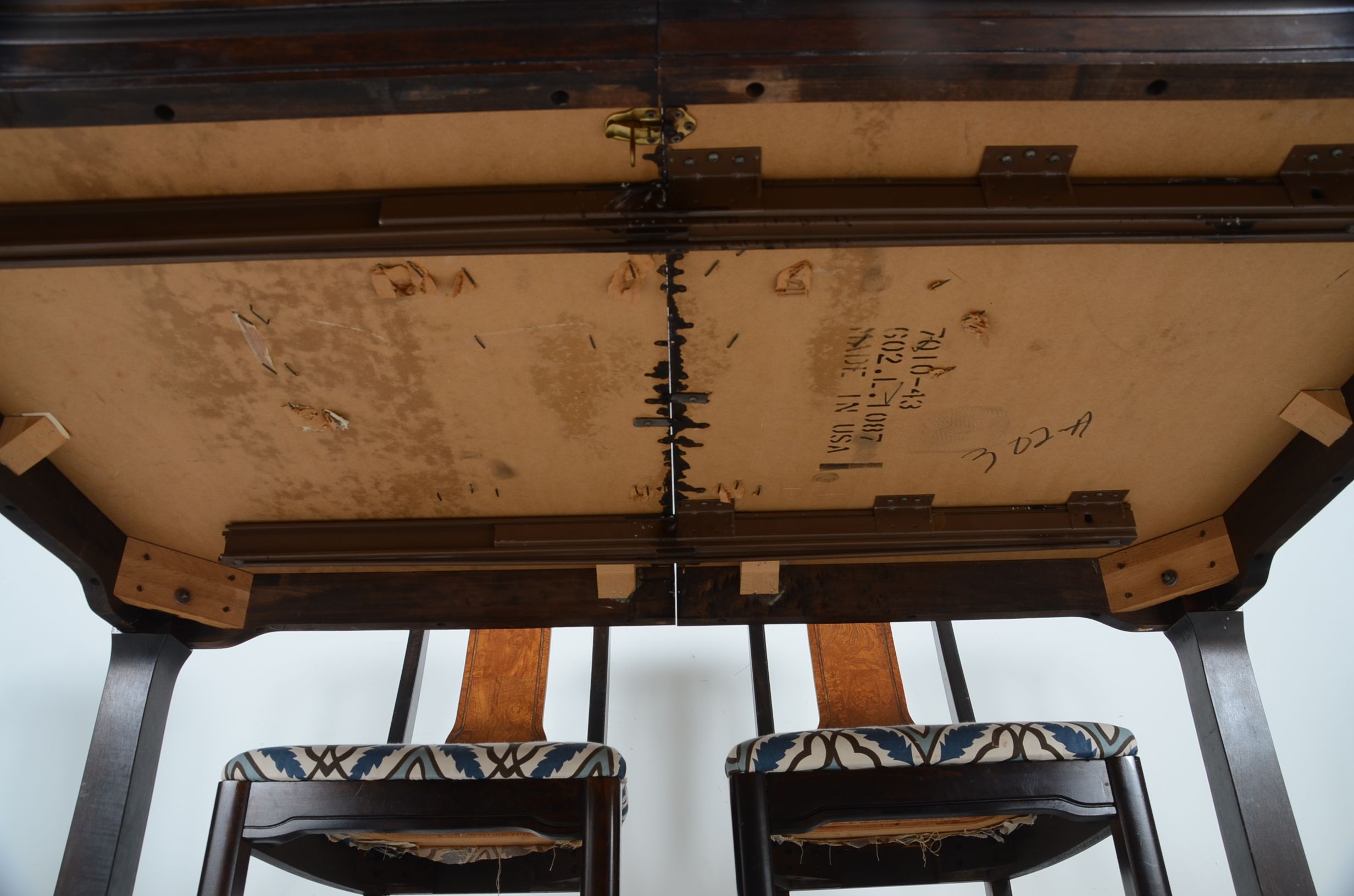 Broyhill "Ming Dynasty" Dining Table and Six Chairs