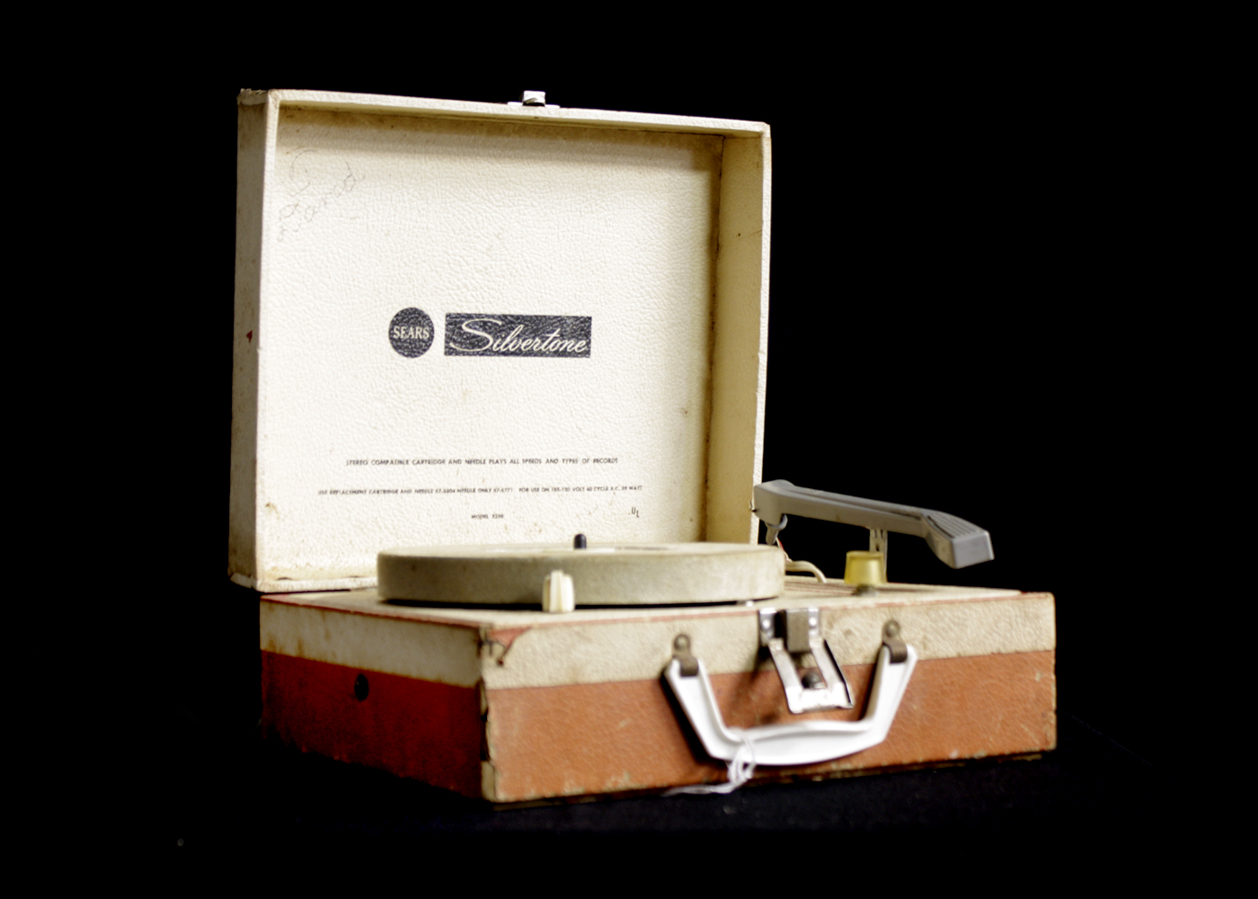 Circa 1960s Sears Silvertone Phonograph Record Player