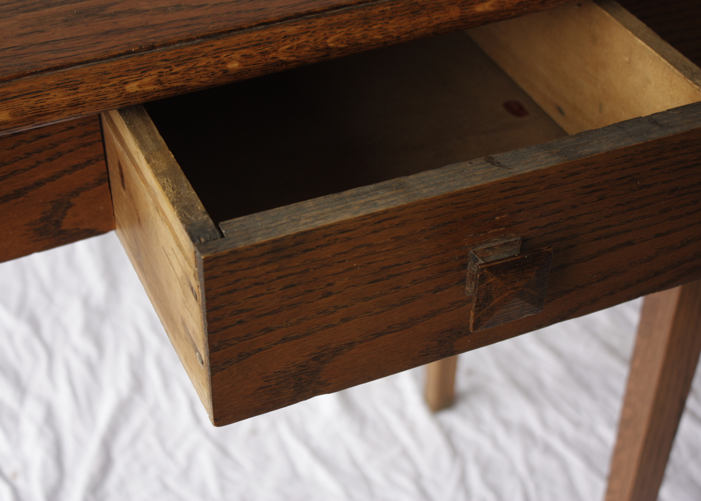 Mission Style Oak Side Table With Drawer