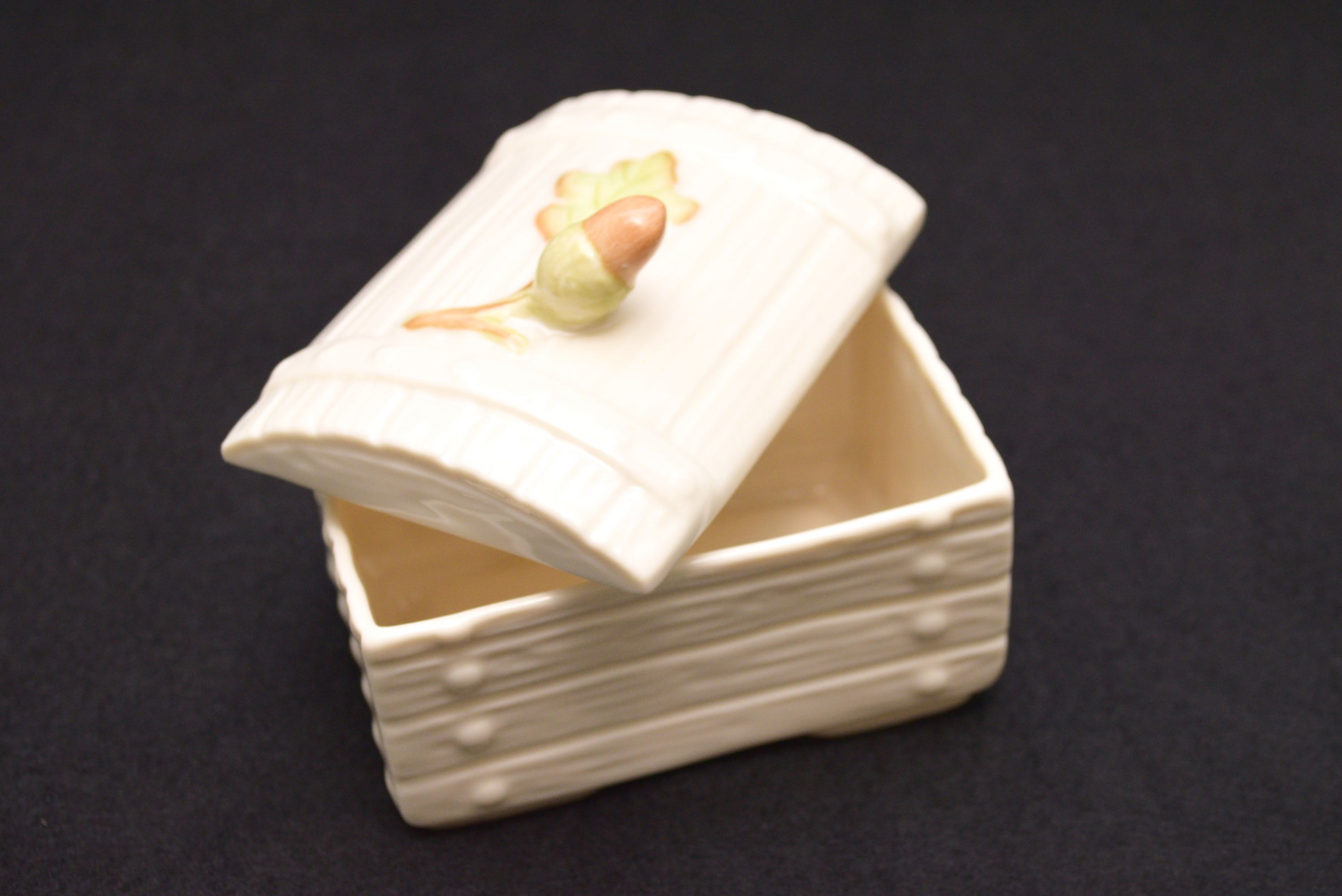 Belleek "In Retrospect" Acorn Treasure Chest - 2000