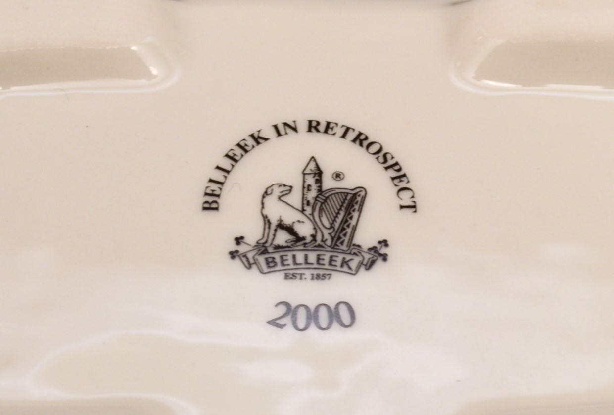 Belleek "In Retrospect" Acorn Treasure Chest - 2000