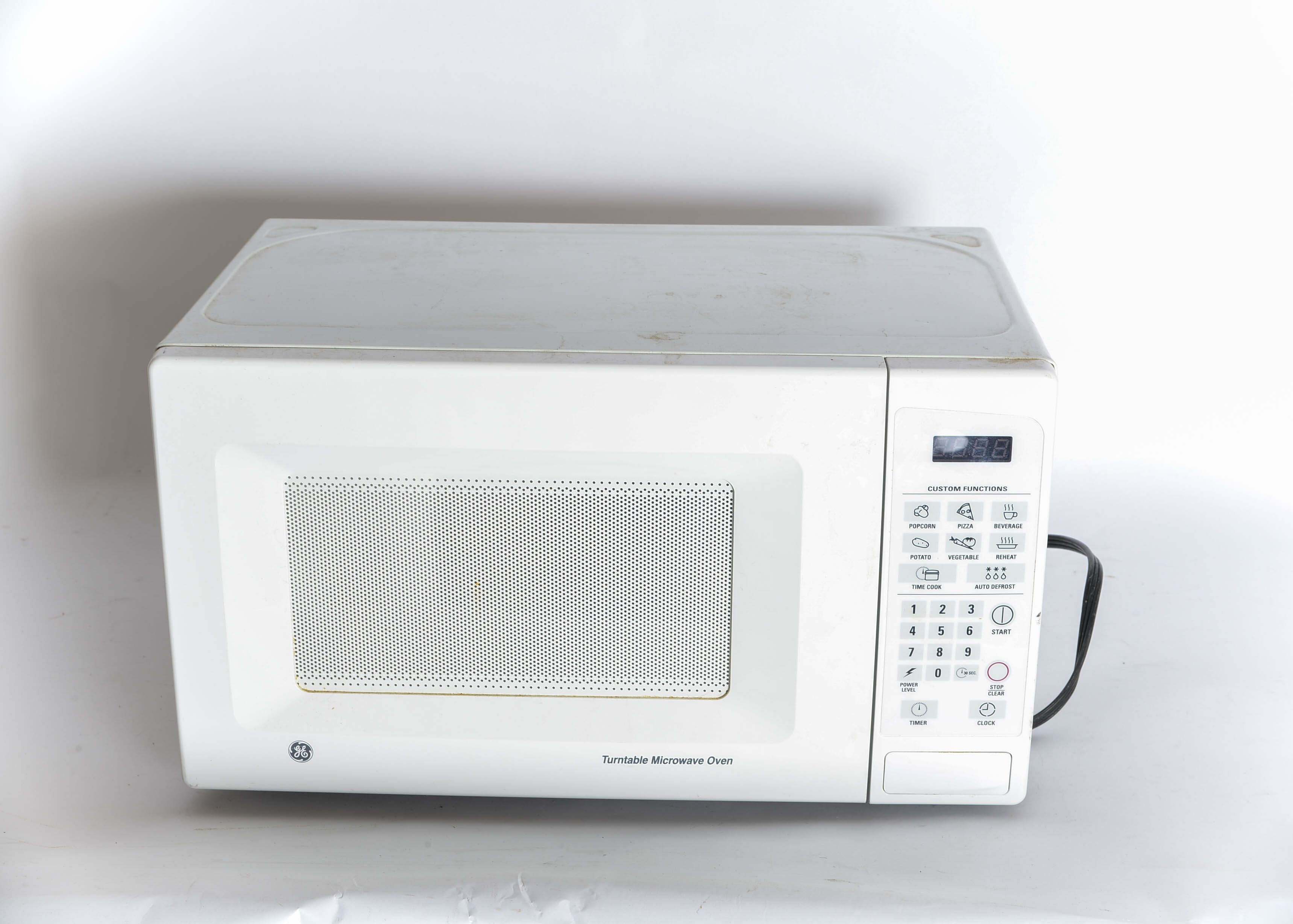 GE Turntable Microwave Oven
