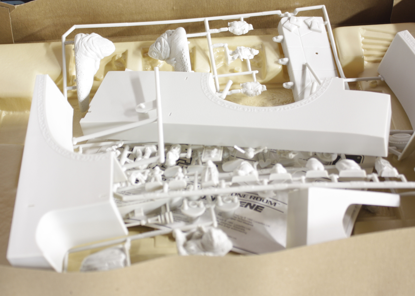 AMT/ERTL "Star Wars" 'Jabba the Hutt Throne Room' Model Kit