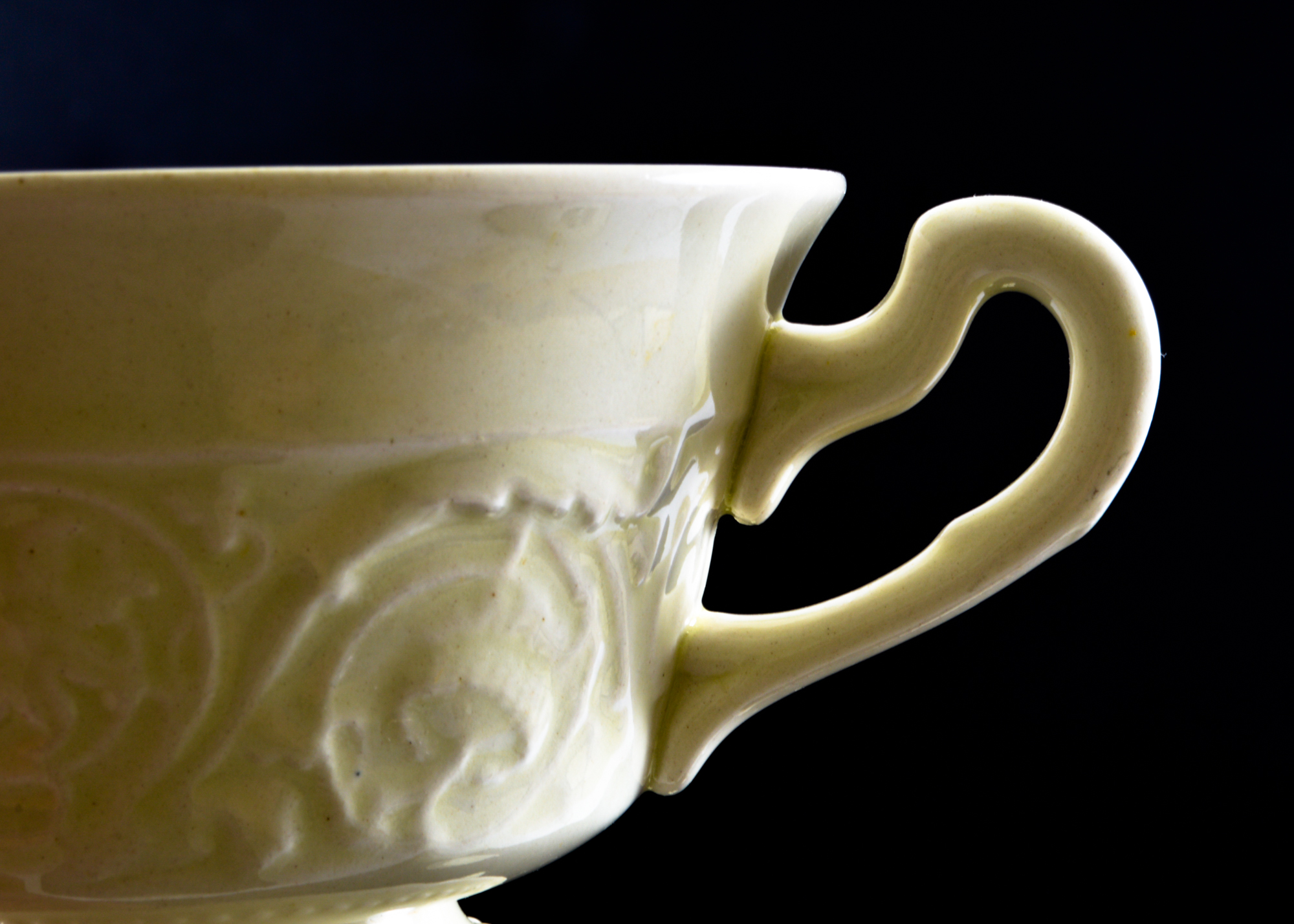 Wedgwood of Etruria Soup Tureen and Patrician Ivory Set