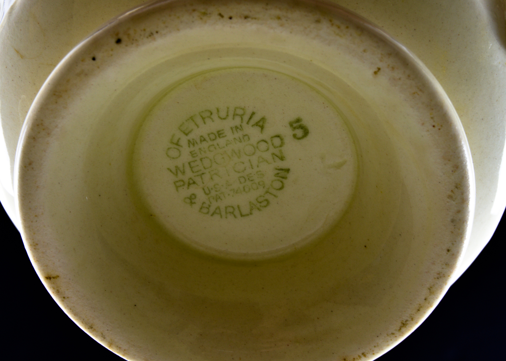 Wedgwood of Etruria Soup Tureen and Patrician Ivory Set