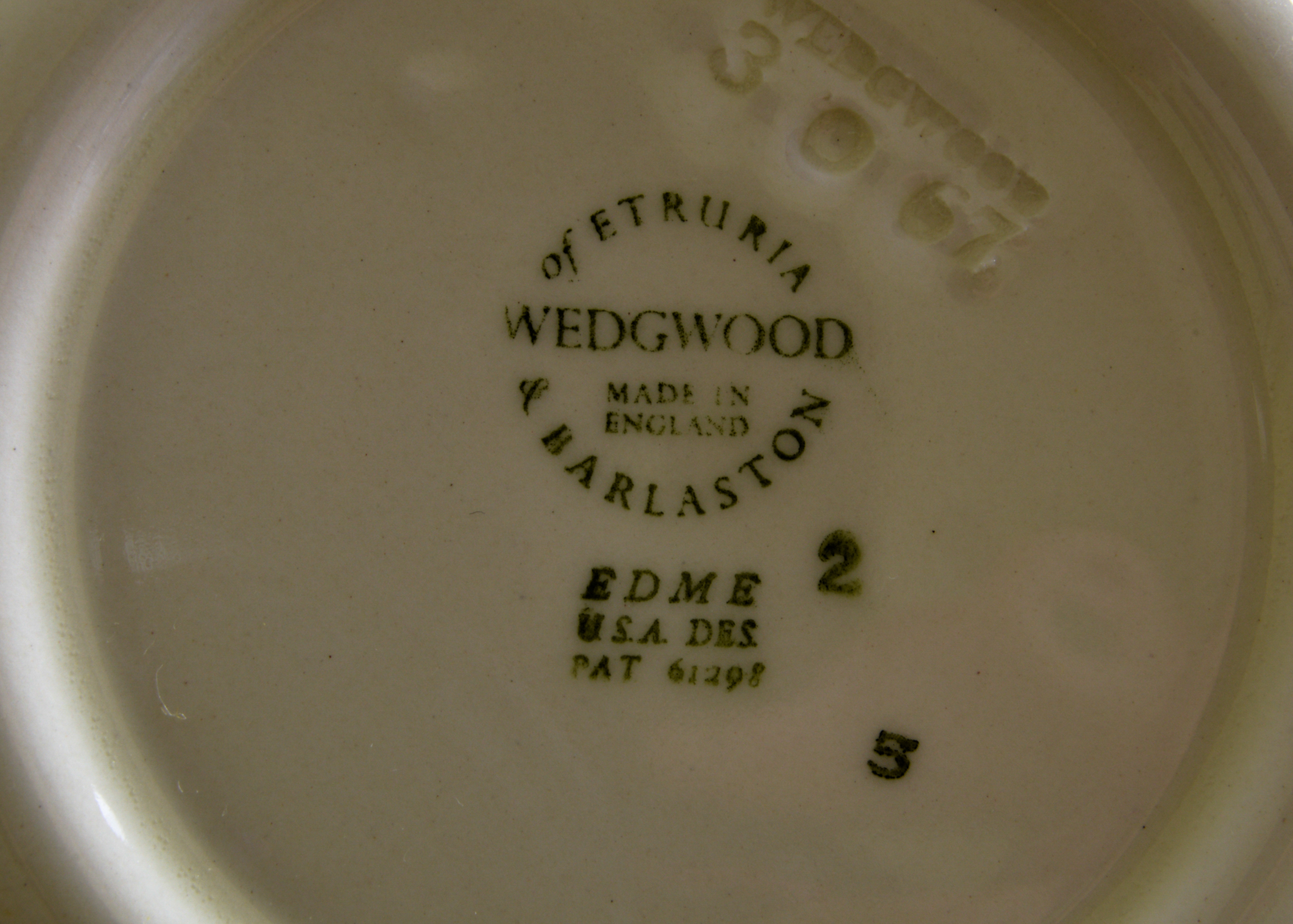 Wedgwood of Etruria Soup Tureen and Patrician Ivory Set