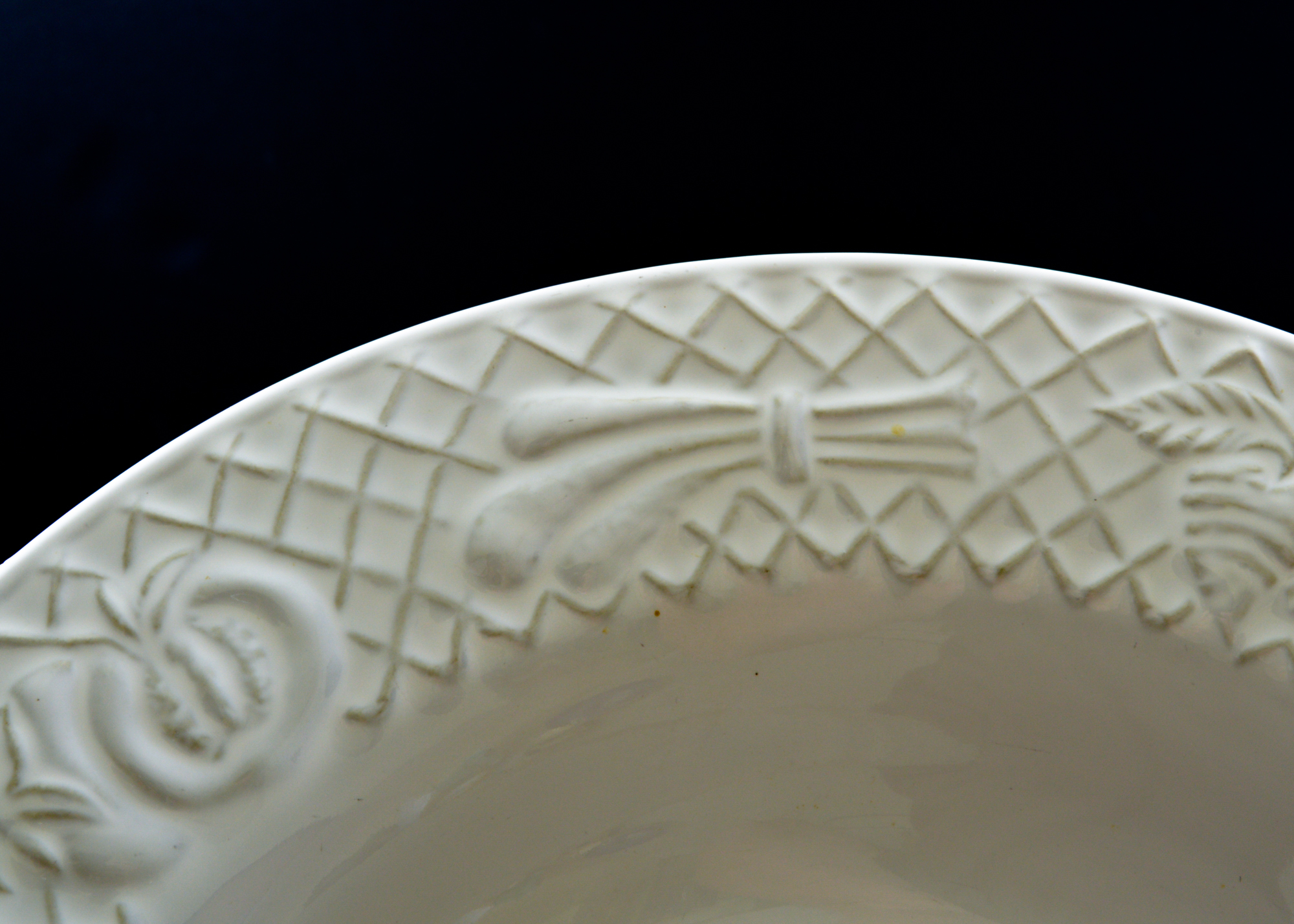 Crate and Barrel Dinnerware Set